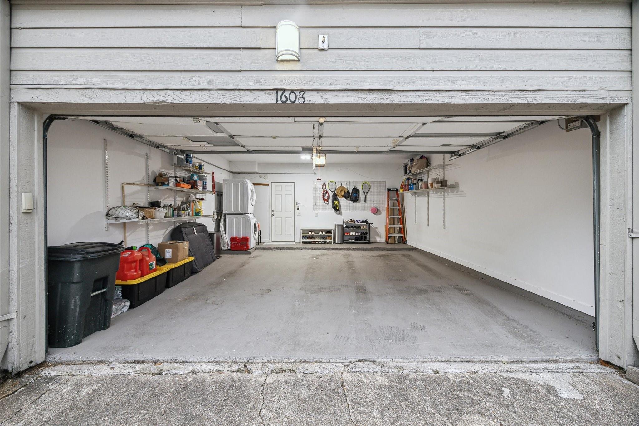 1608 Prairie Mark Lane