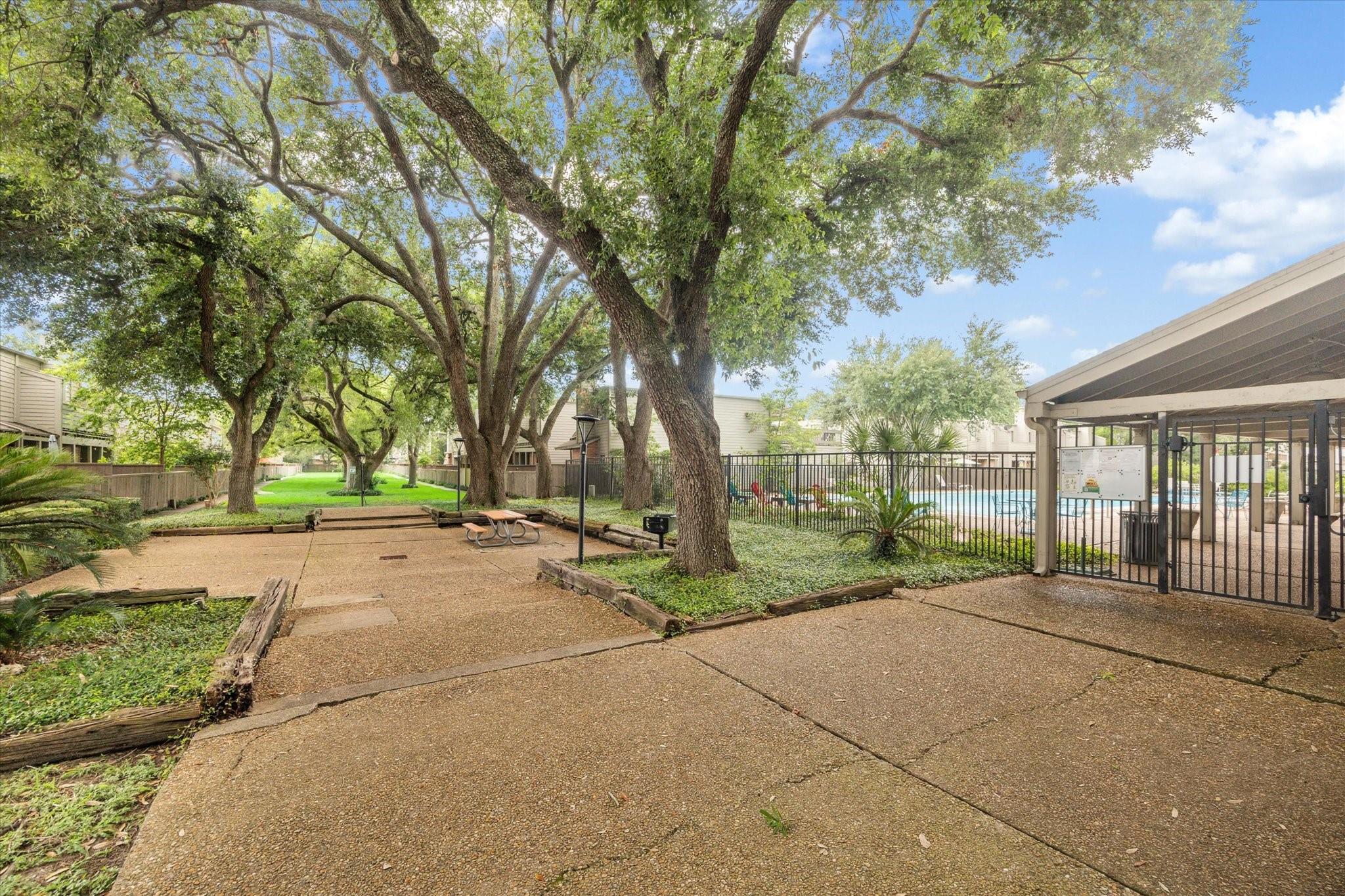 1608 Prairie Mark Lane
