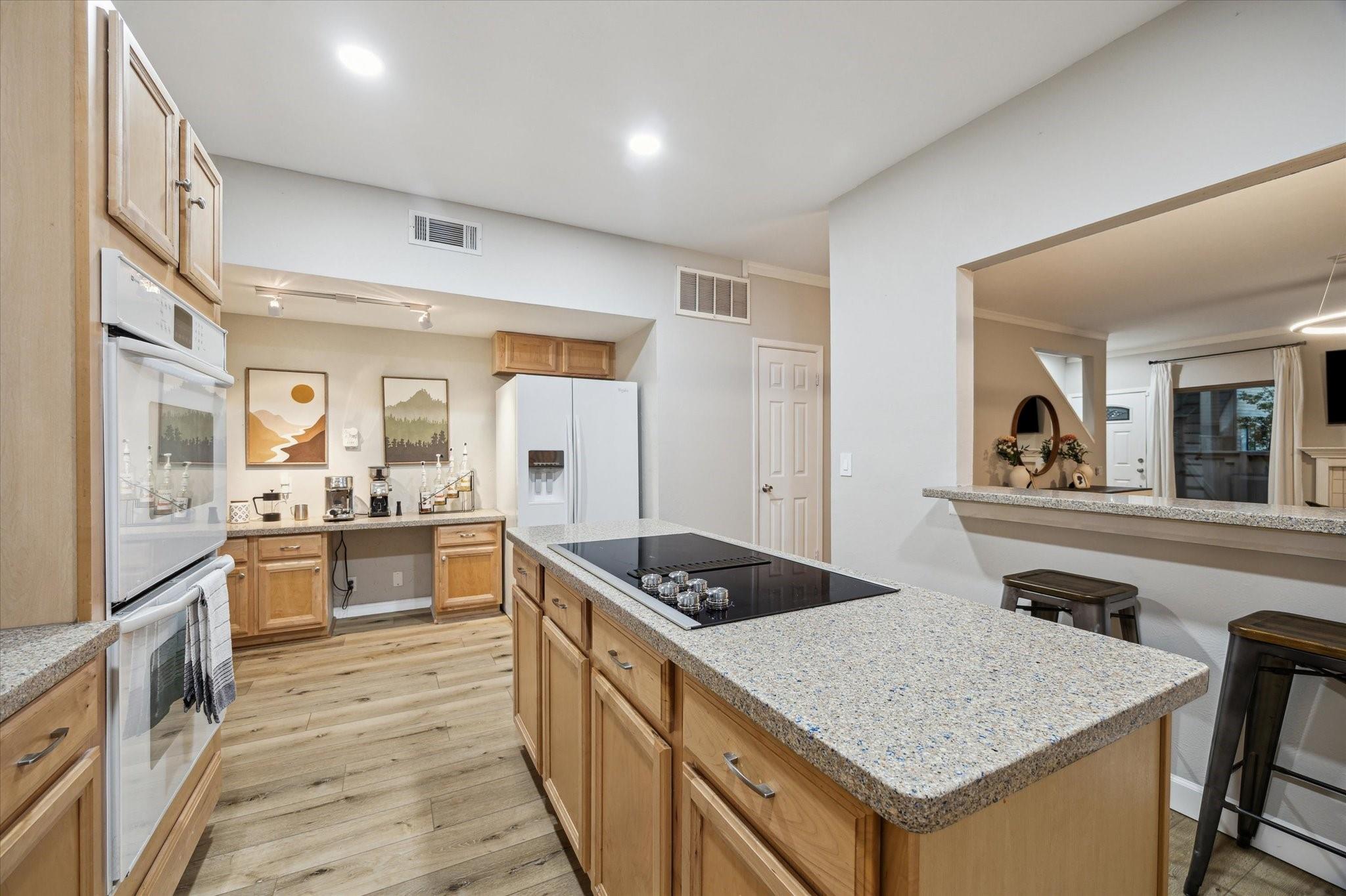 1608 Prairie Mark Lane