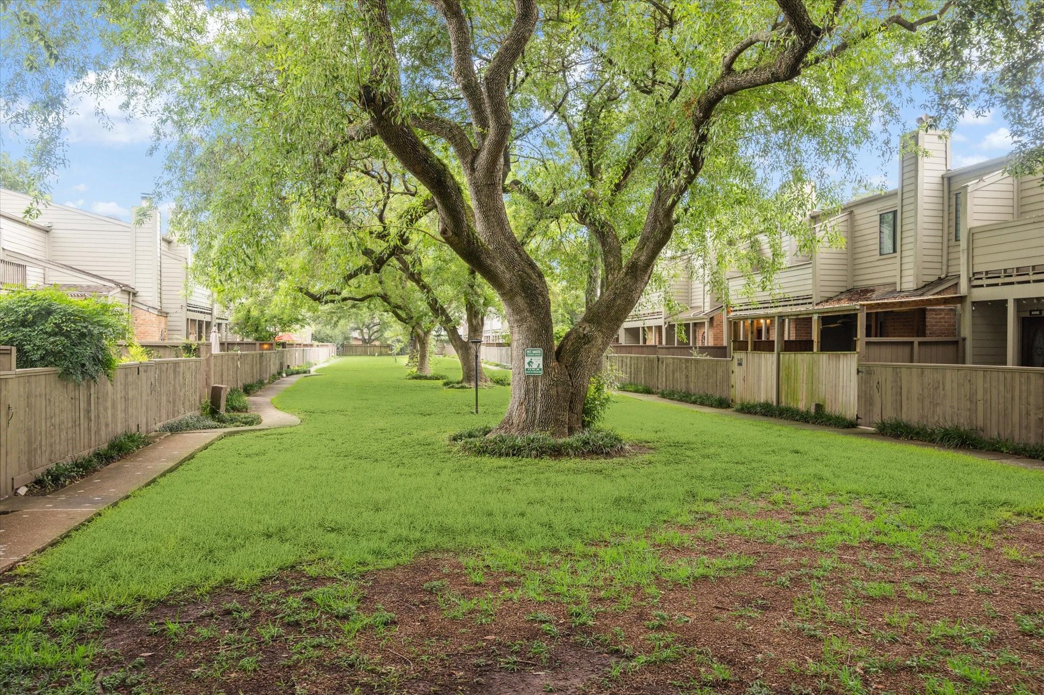 1608 Prairie Mark Lane