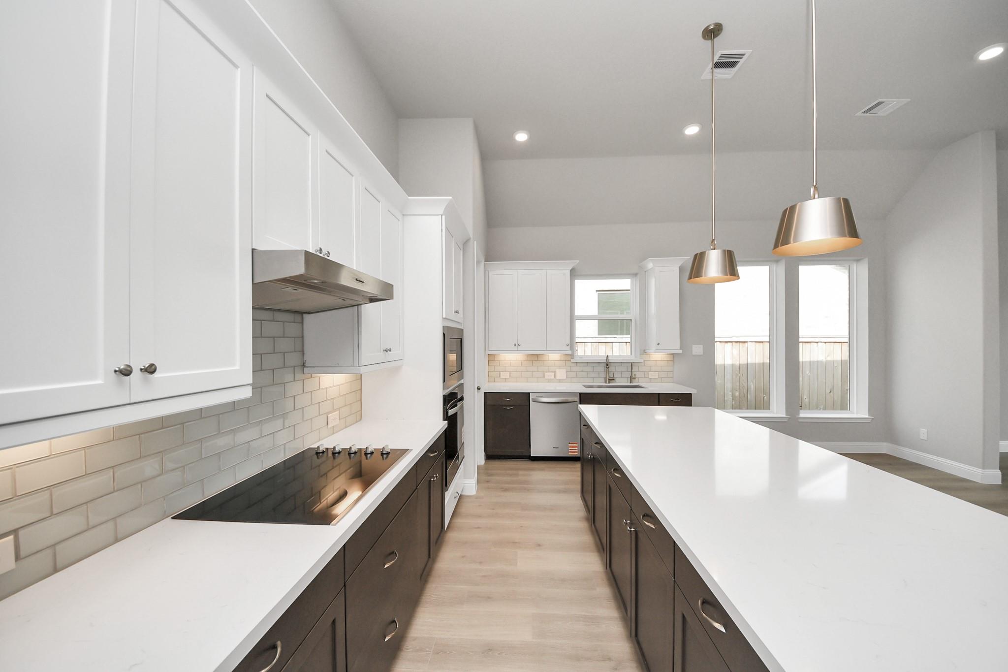 11230 Tropical Forest Way