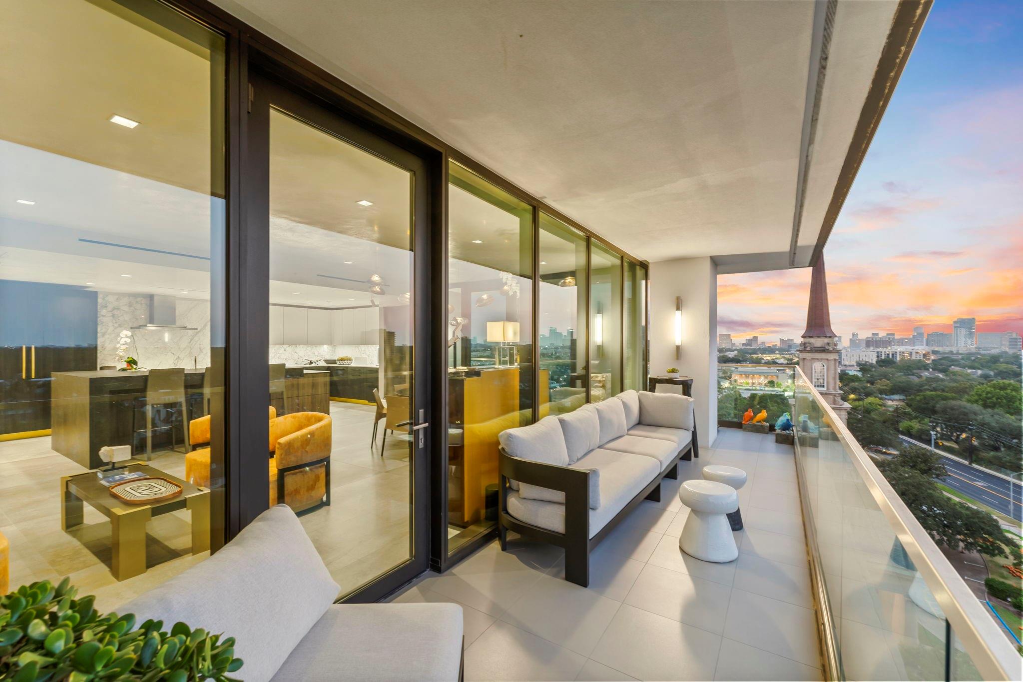 3433 Westheimer Road # 1005