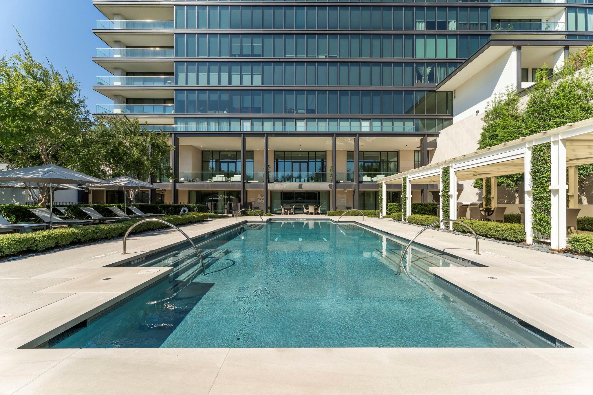 3433 Westheimer Road # 1005