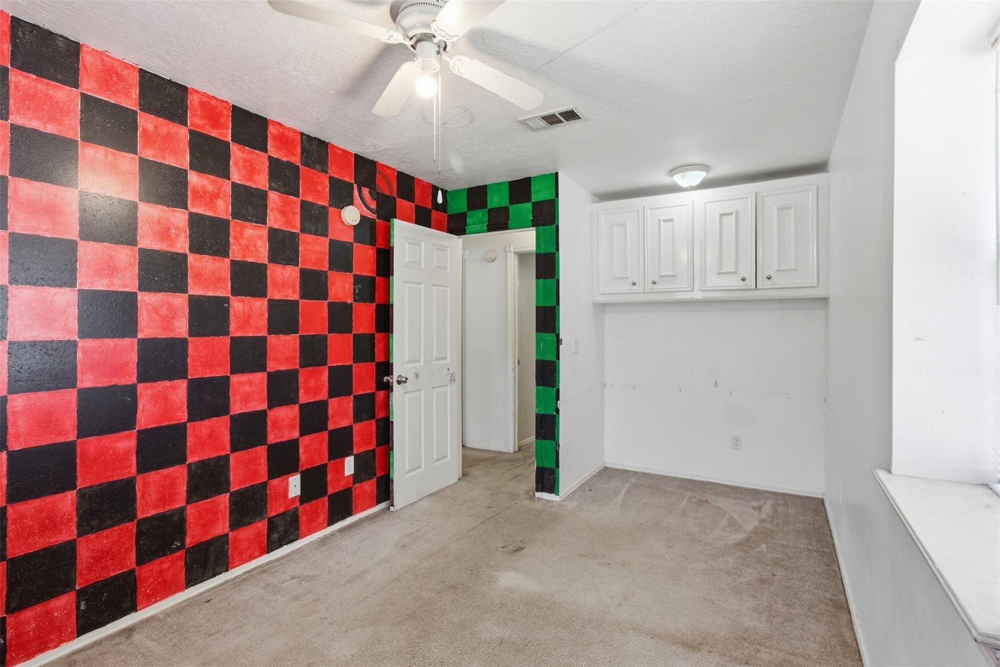 5143 Glenridge Lane