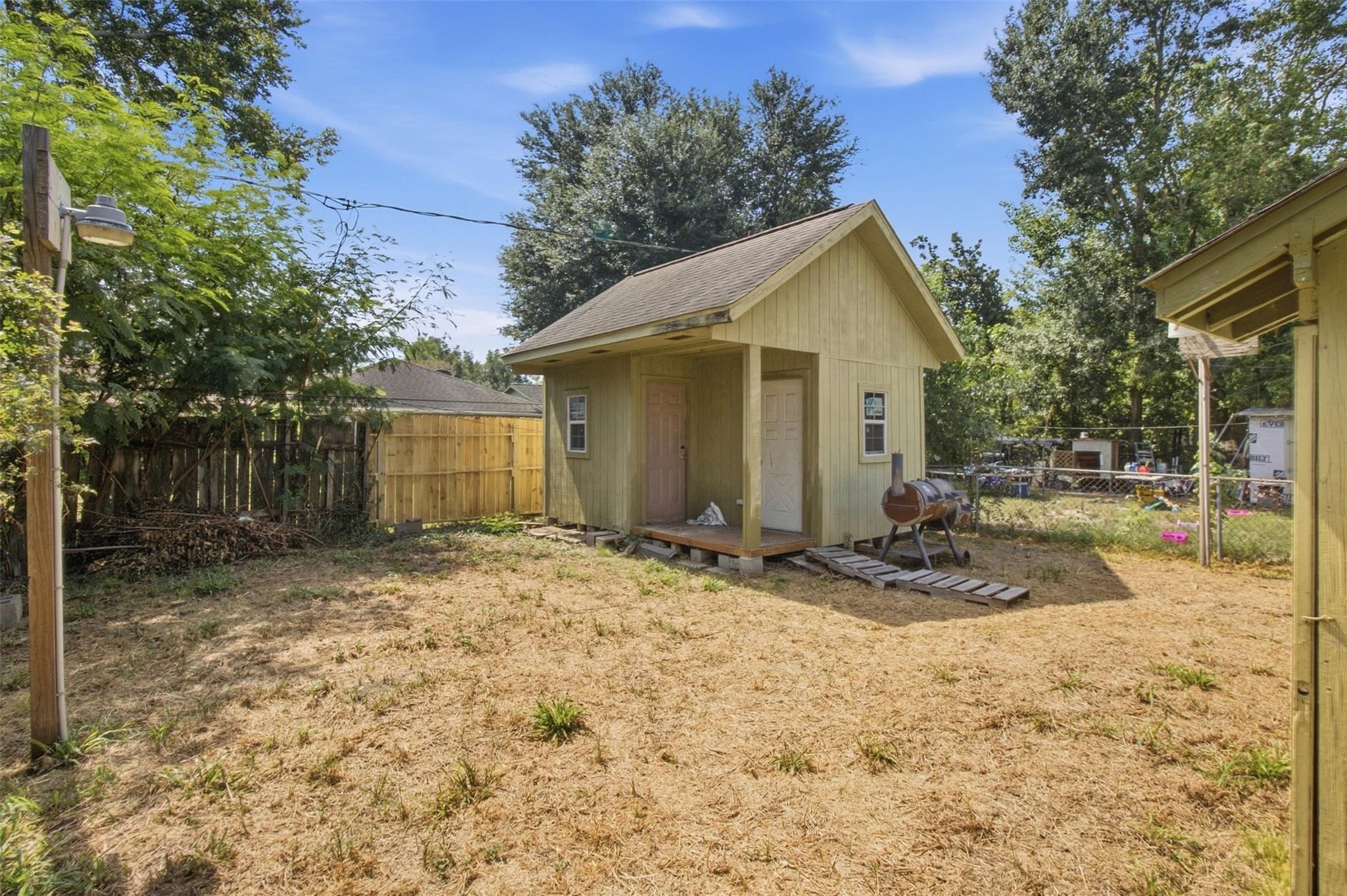 5143 Glenridge Lane