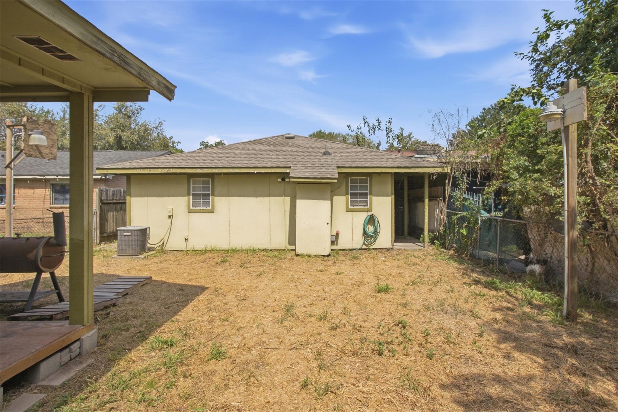 5143 Glenridge Lane