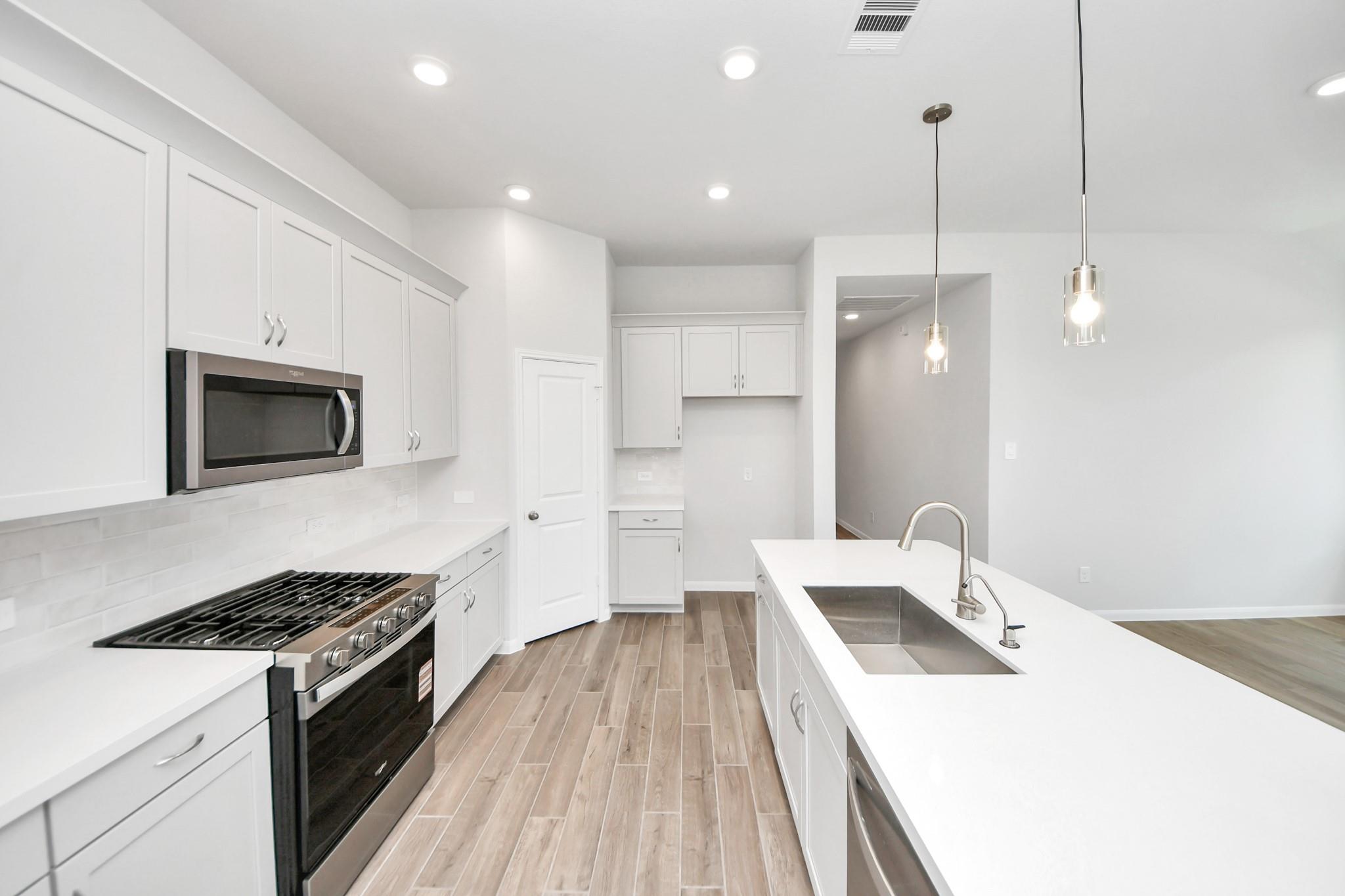 5623 Pearl Vista Drive