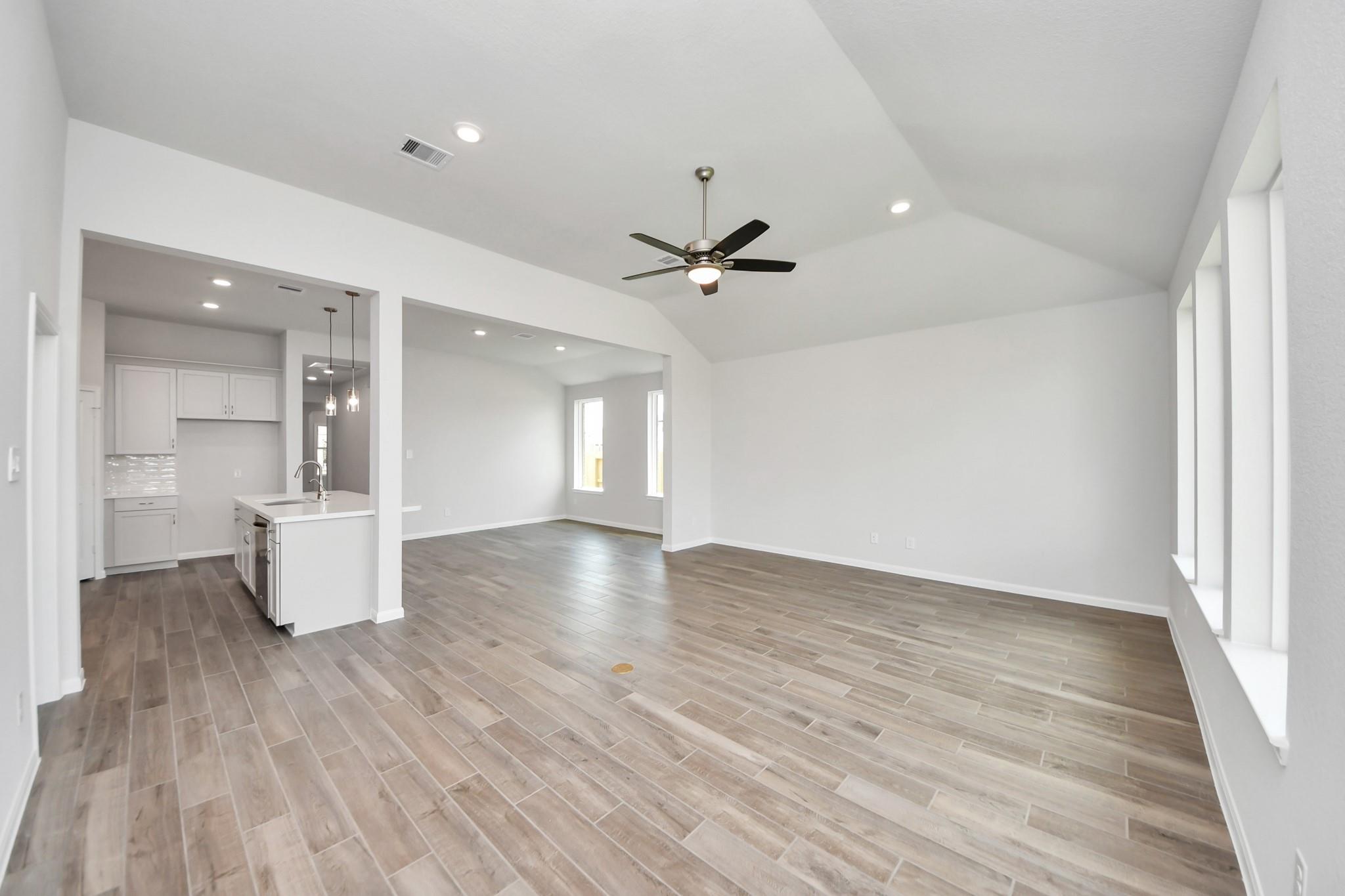 5623 Pearl Vista Drive