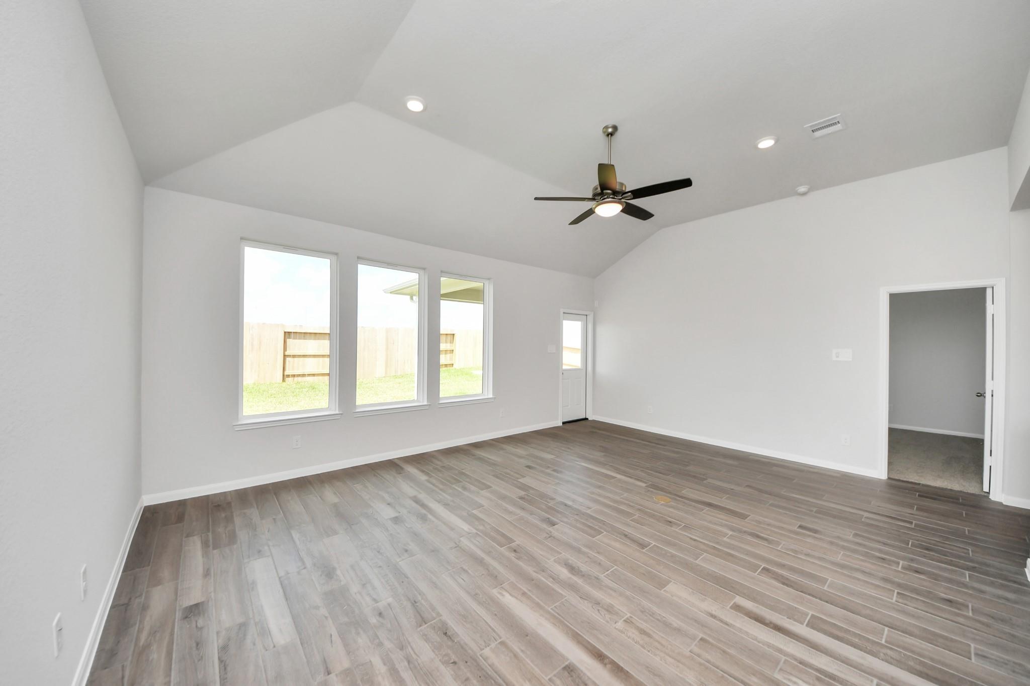 5623 Pearl Vista Drive