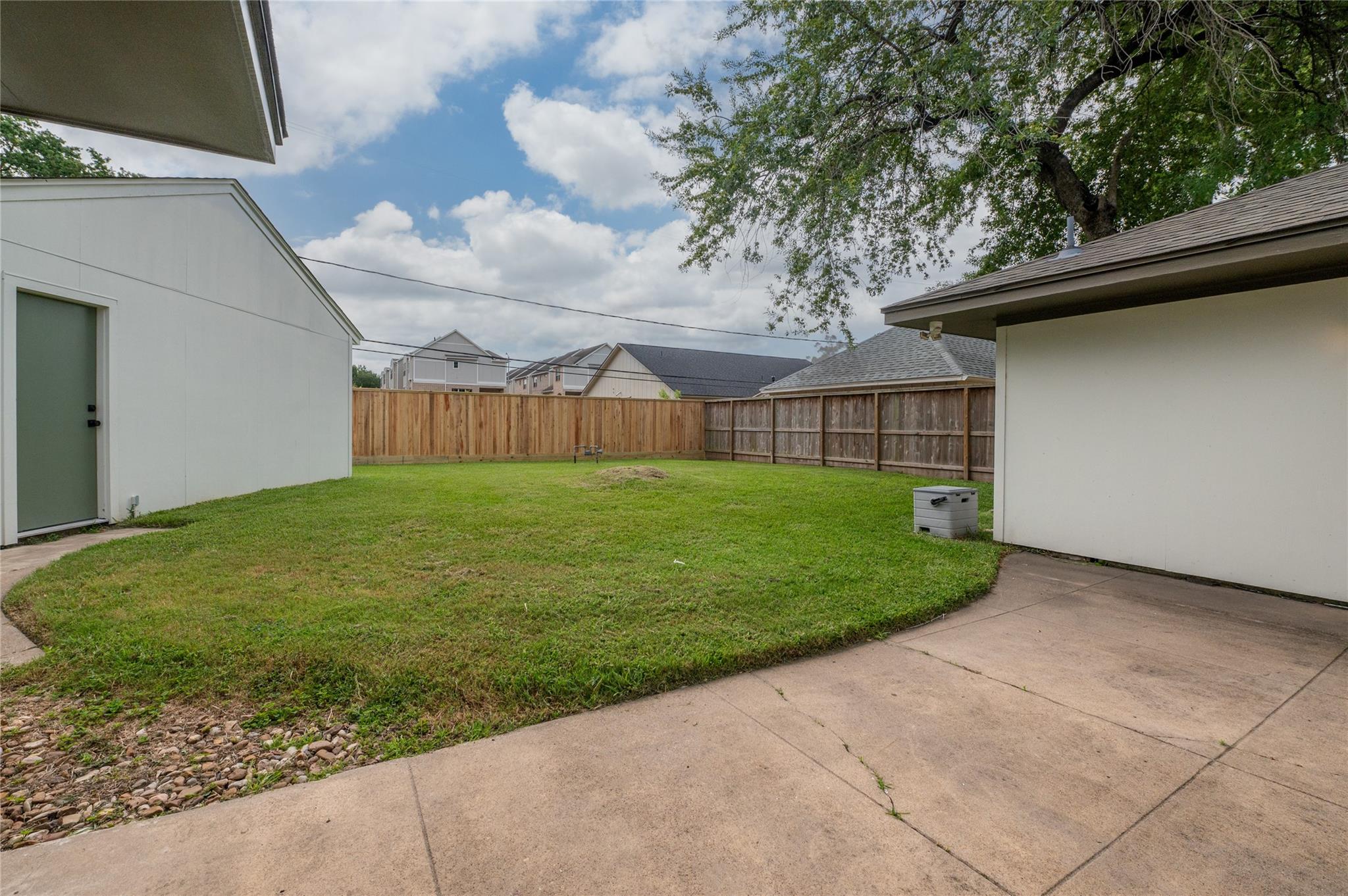 1218 Shadeland Drive