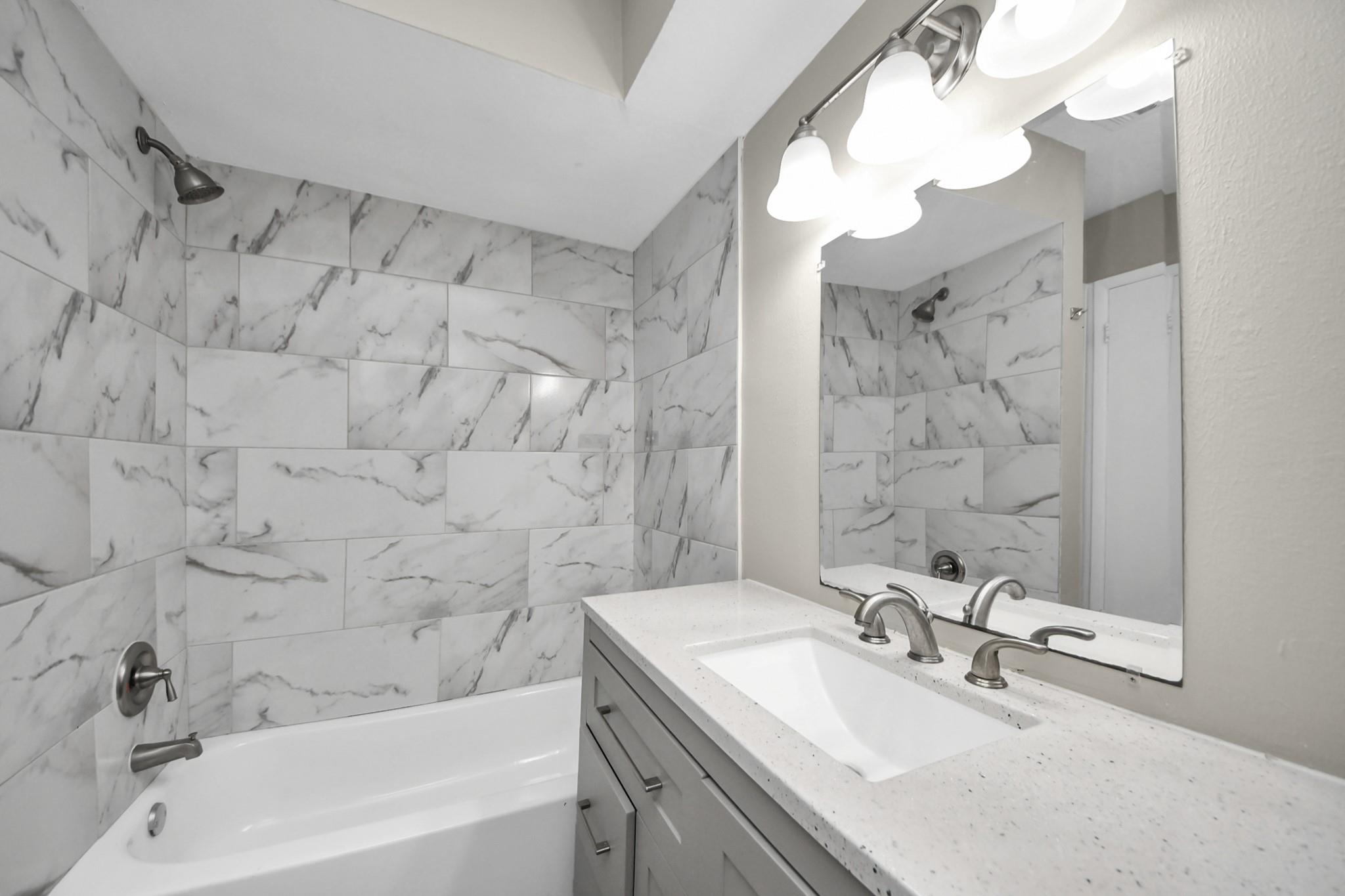 1736 Crestdale Drive # 5