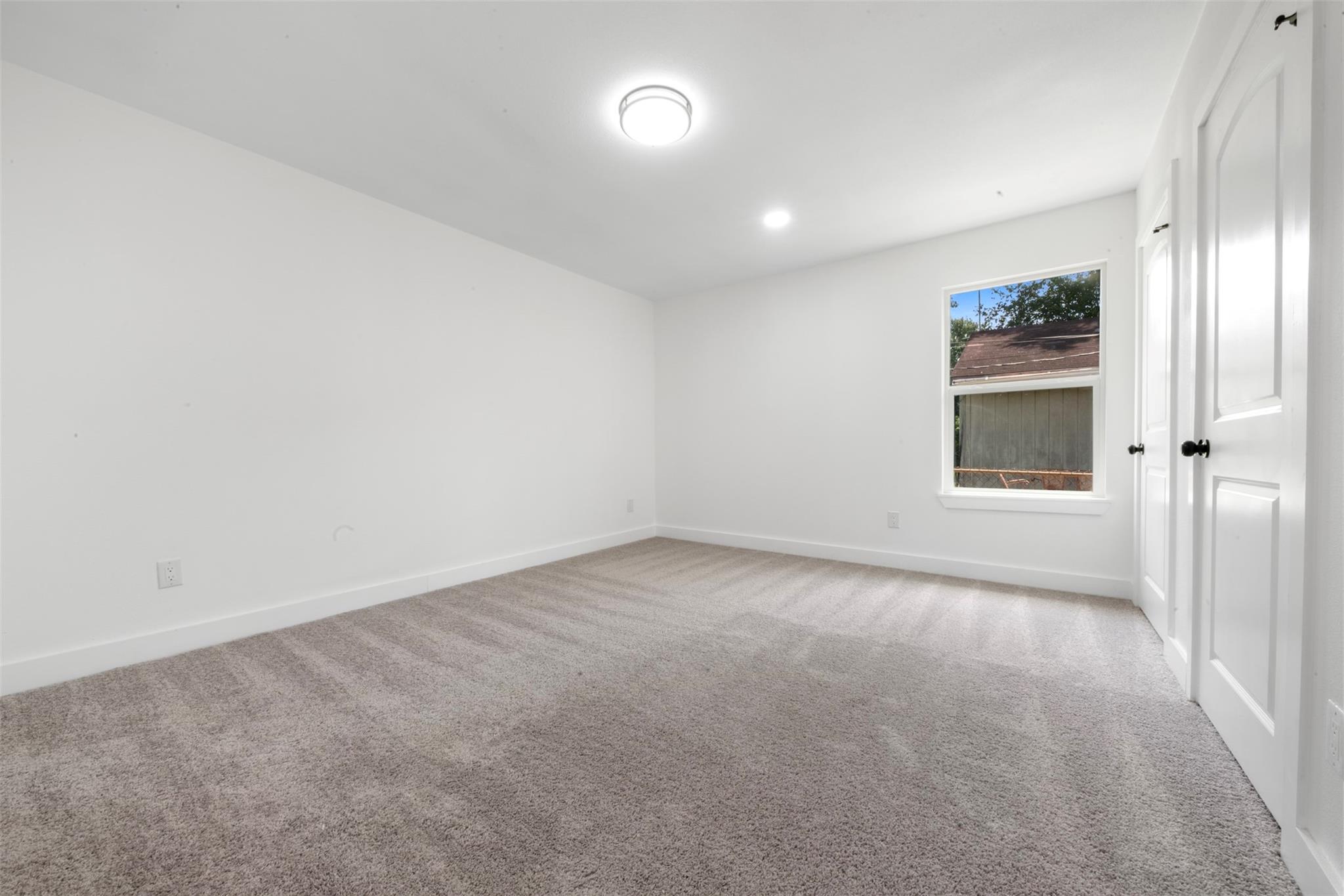 6155 Ridgeway Drive