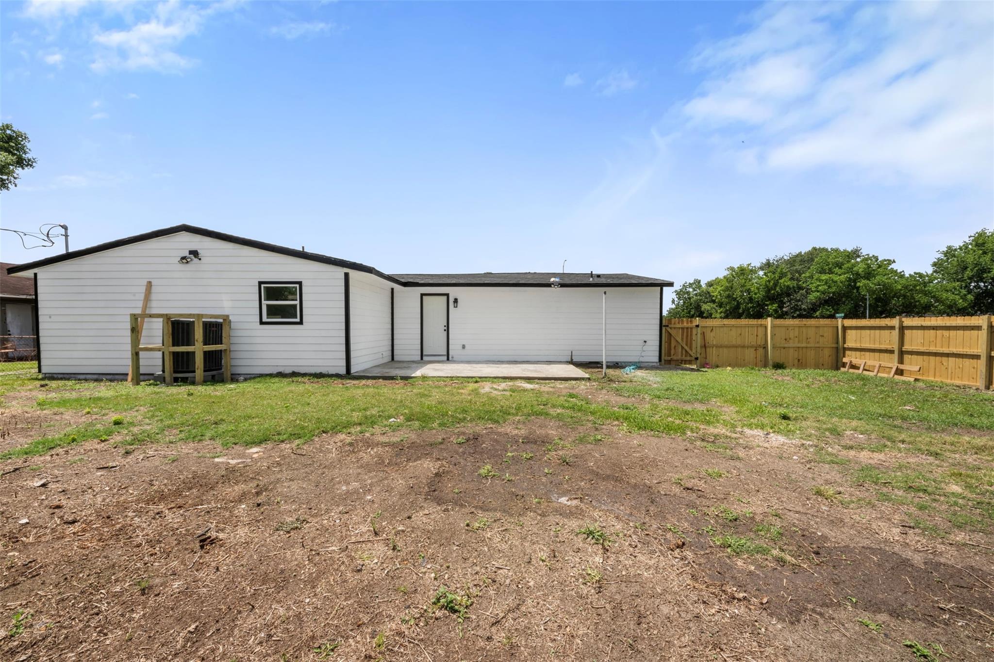 6155 Ridgeway Drive