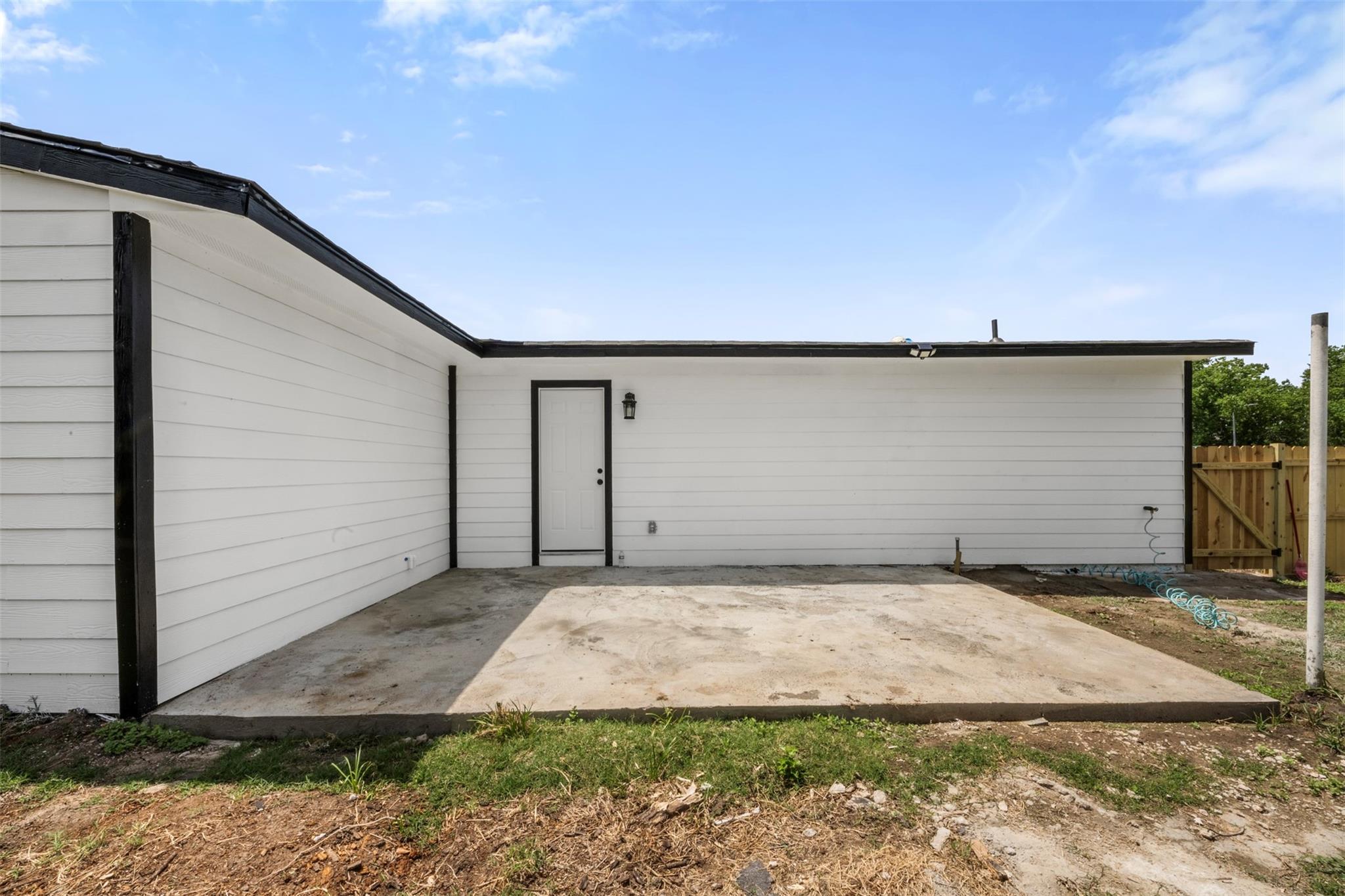 6155 Ridgeway Drive