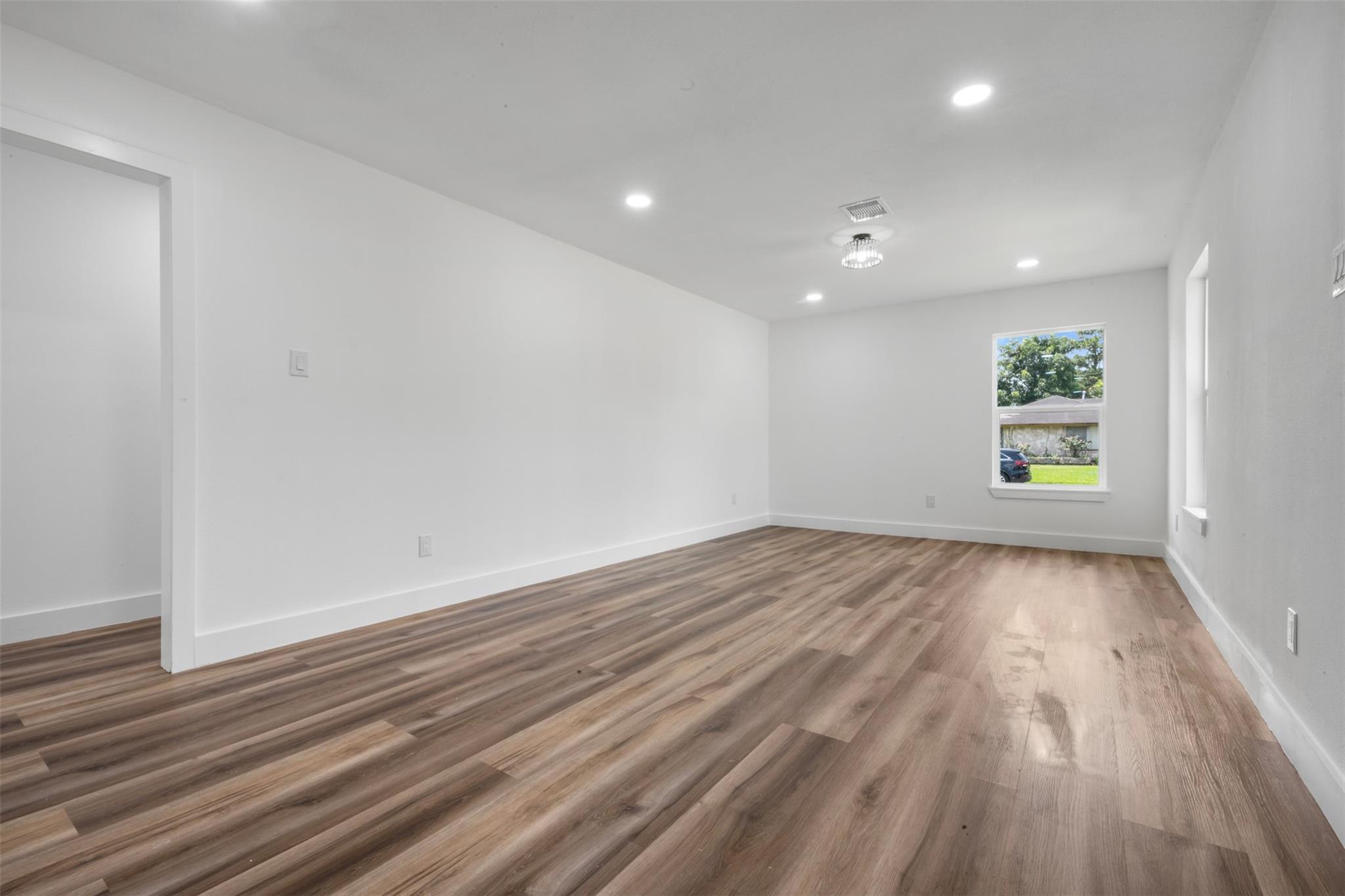6155 Ridgeway Drive