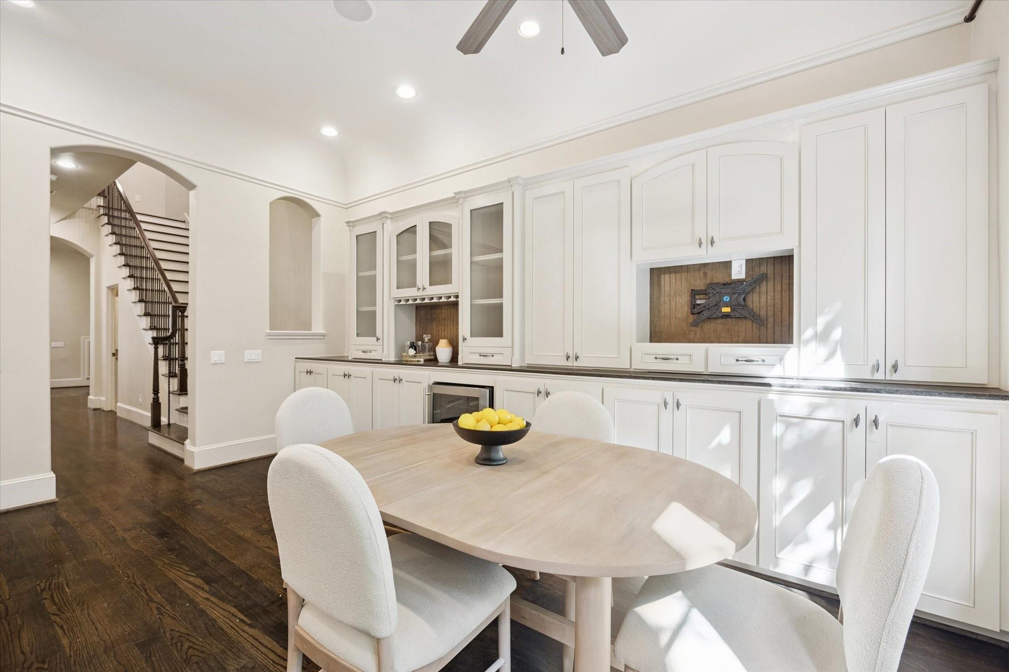 2145 Fairview Avenue