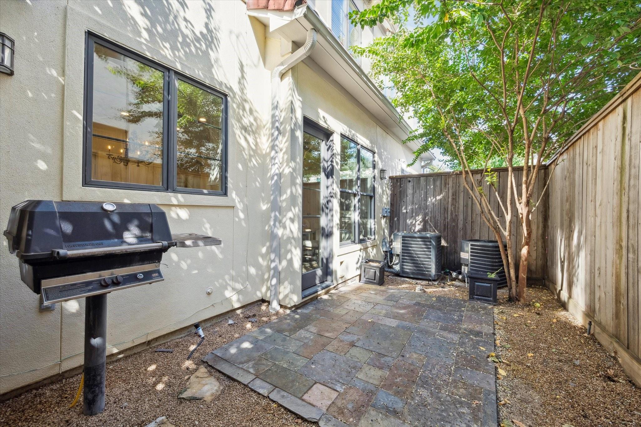 2145 Fairview Avenue