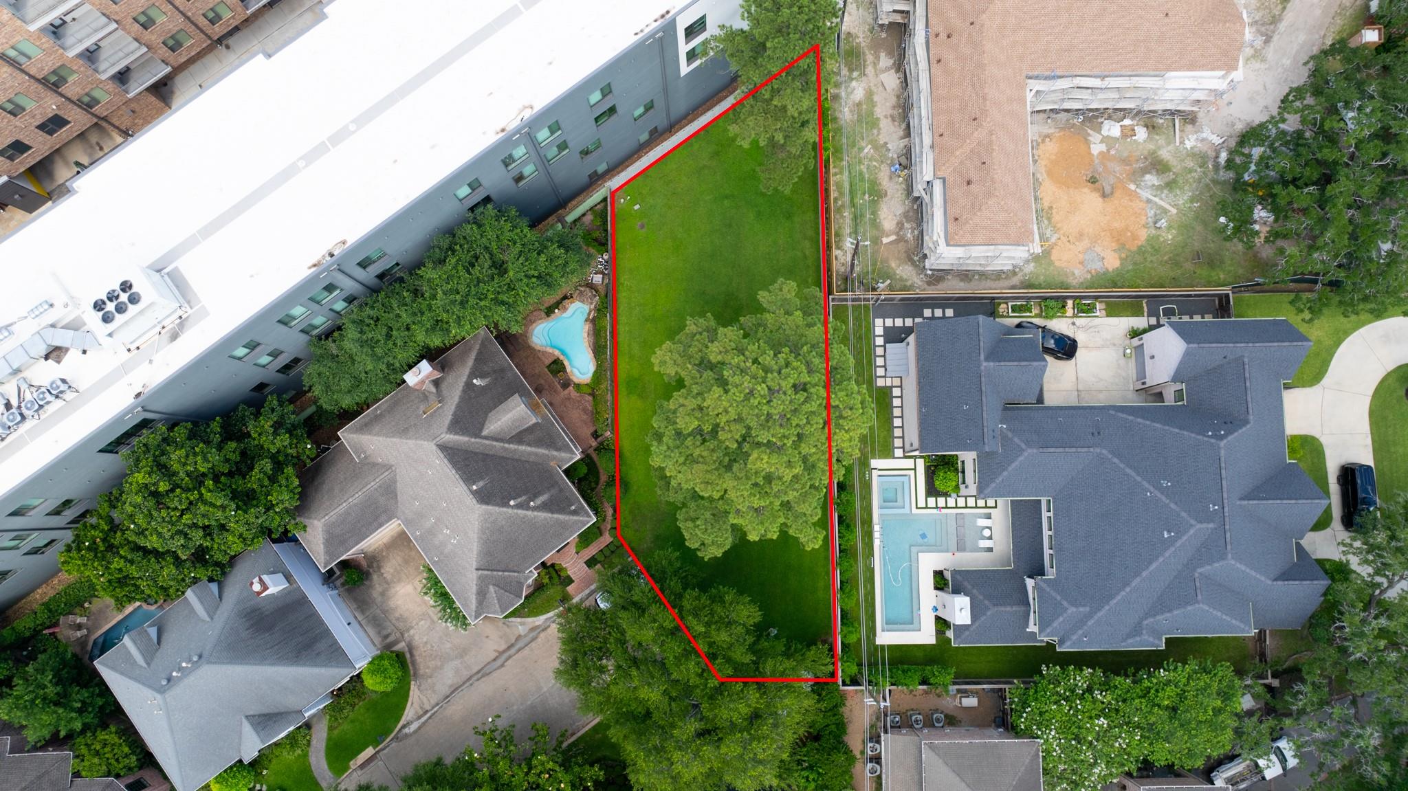 402 Prestwick Court