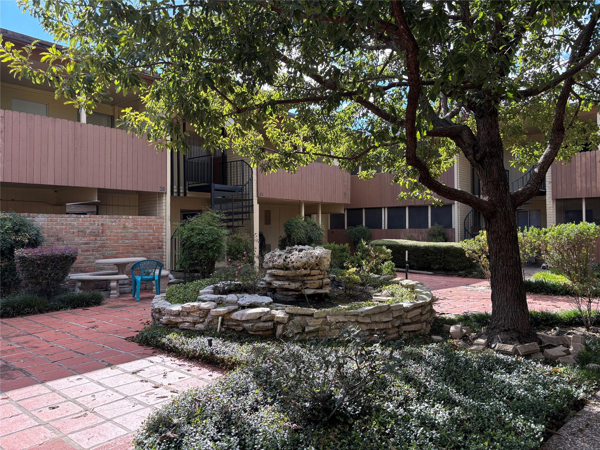 7714 Renwick Drive # G4, Houston Unit: G4