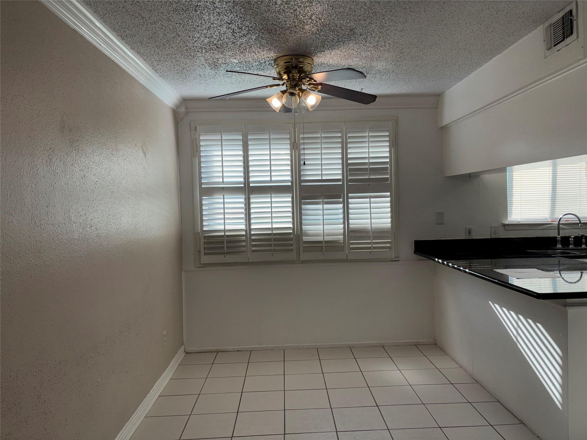 7714 Renwick Drive # G4, Houston Unit: G4