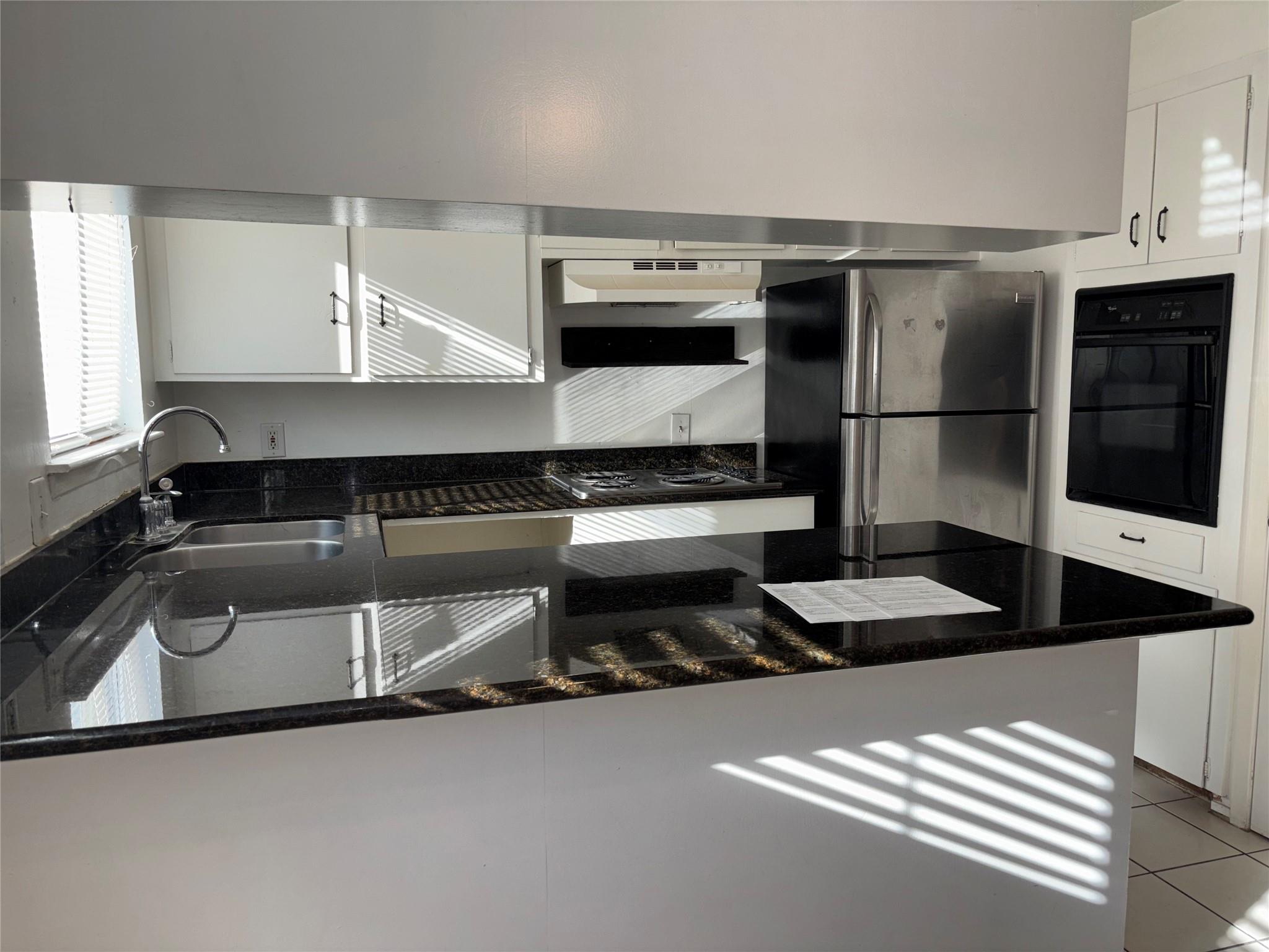 7714 Renwick Drive # G4, Houston Unit: G4