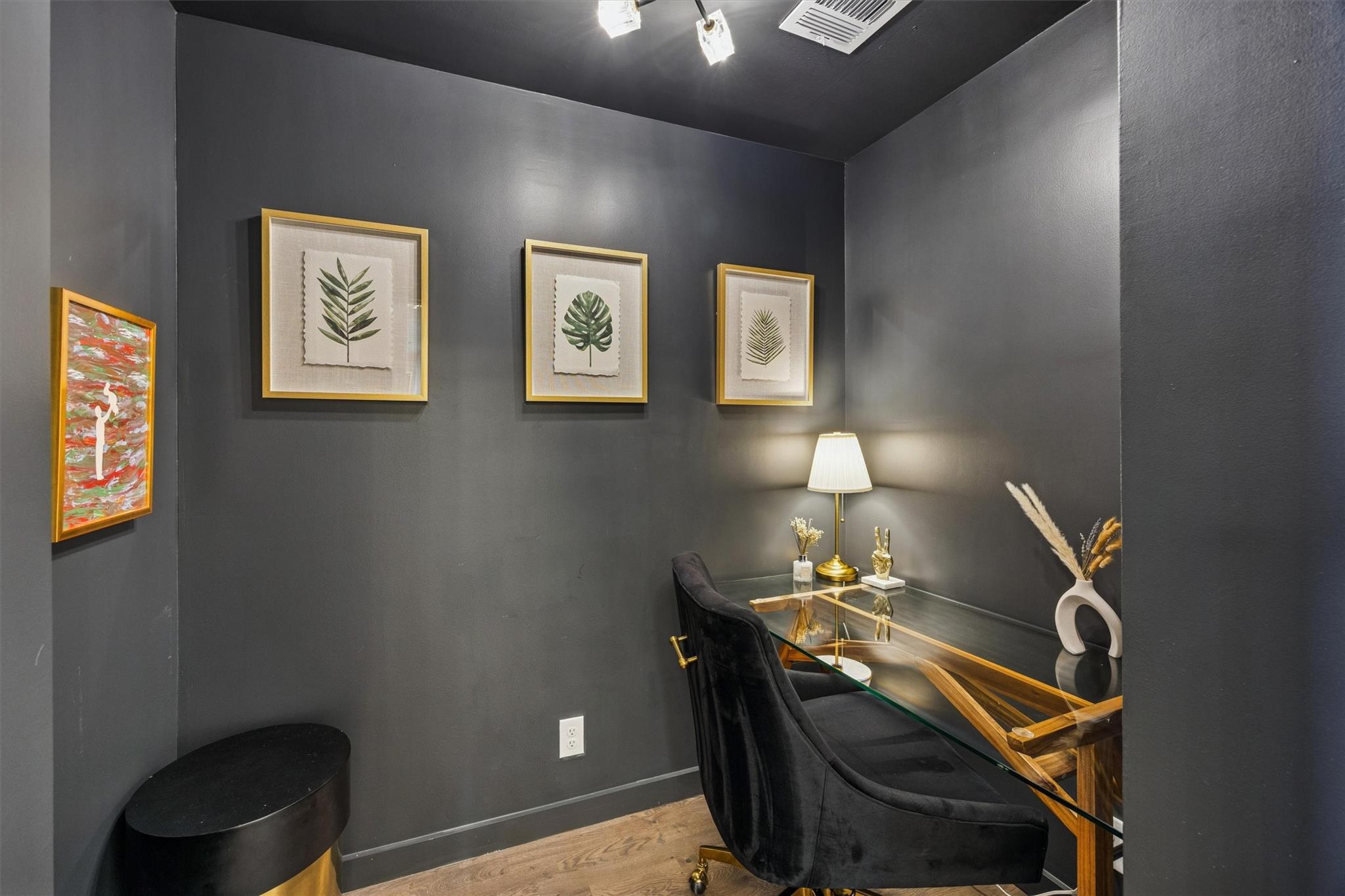 5555 Del Monte Drive # 1404