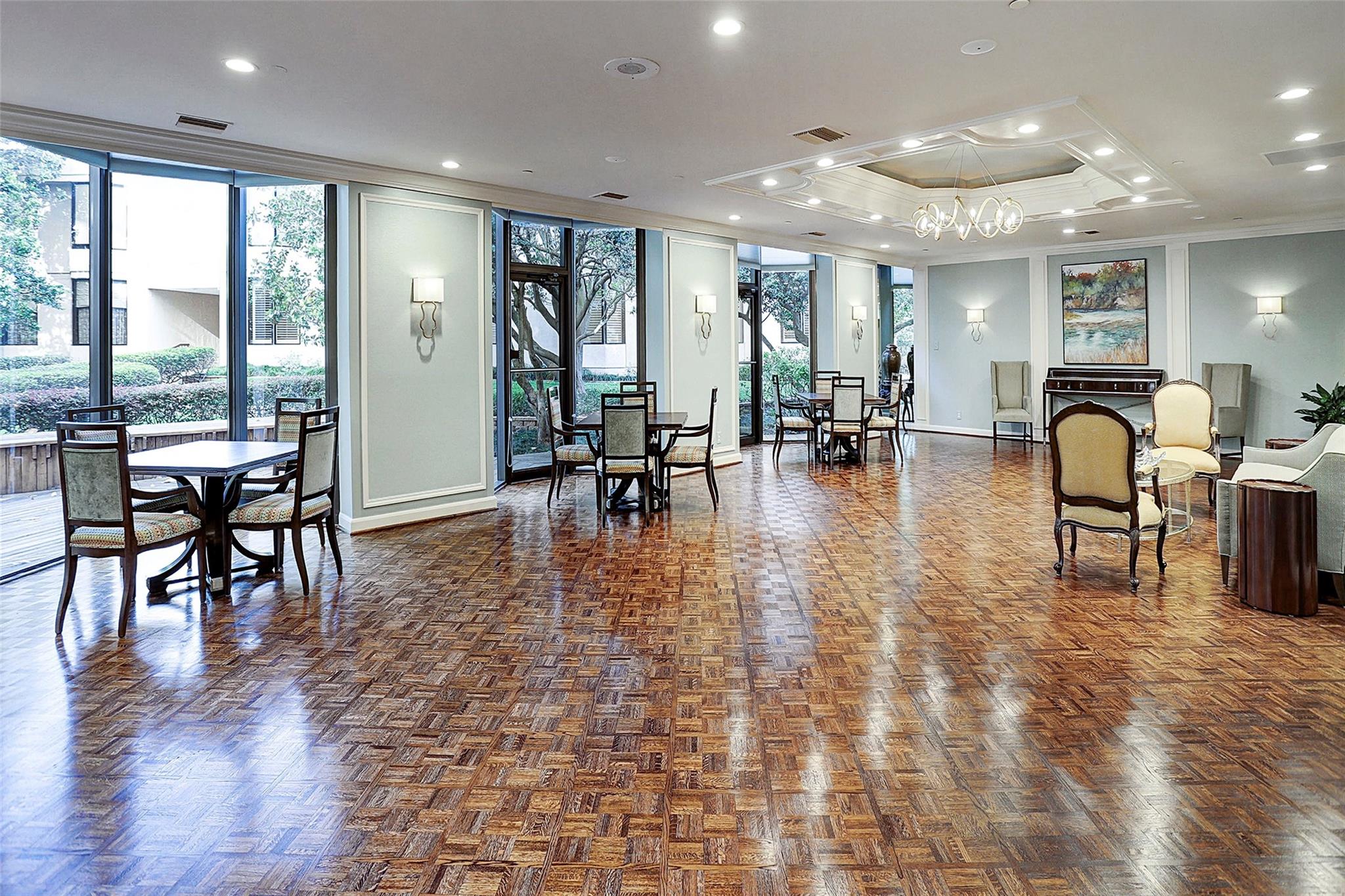 5555 Del Monte Drive # 1404