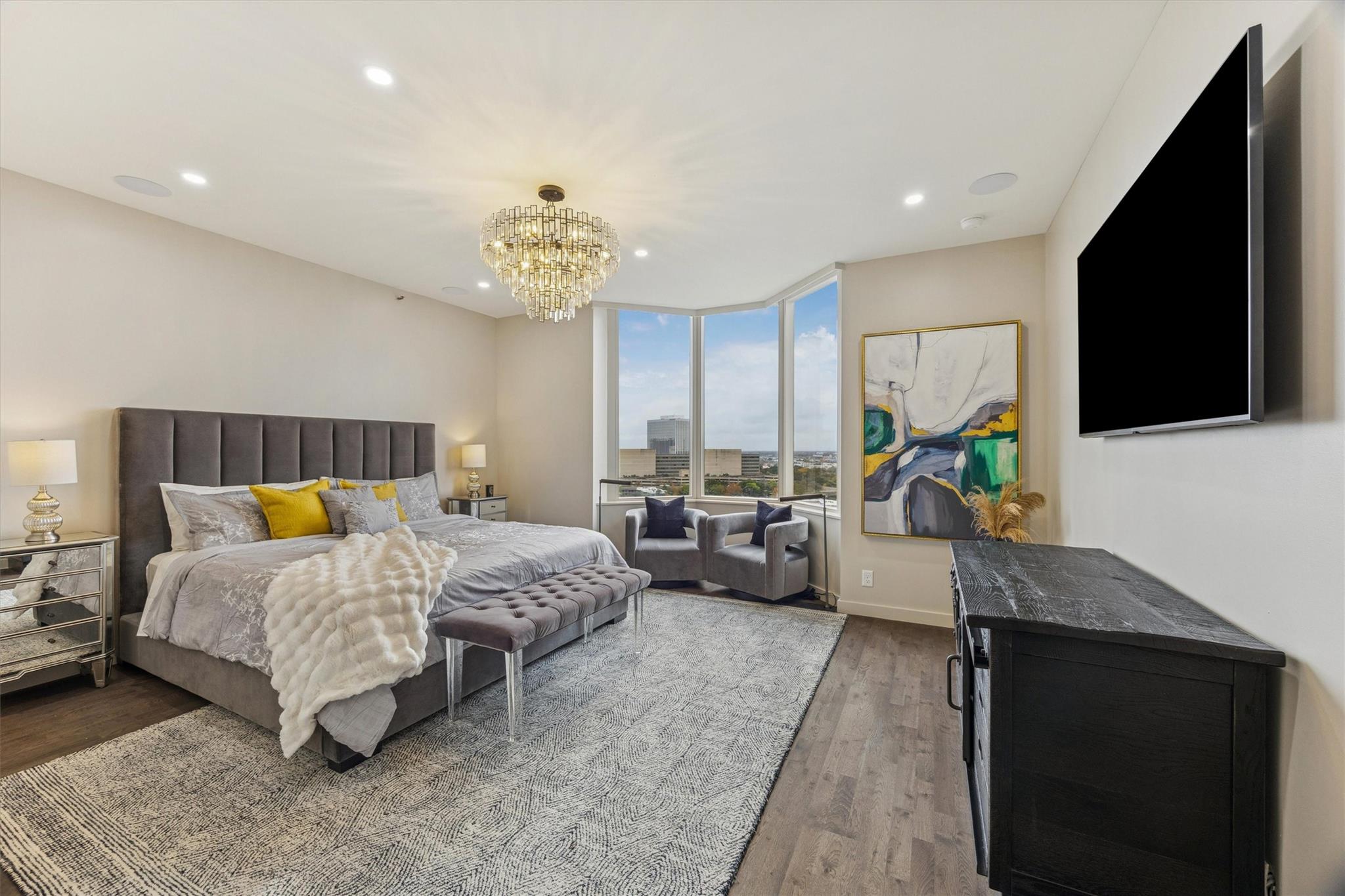 5555 Del Monte Drive # 1404