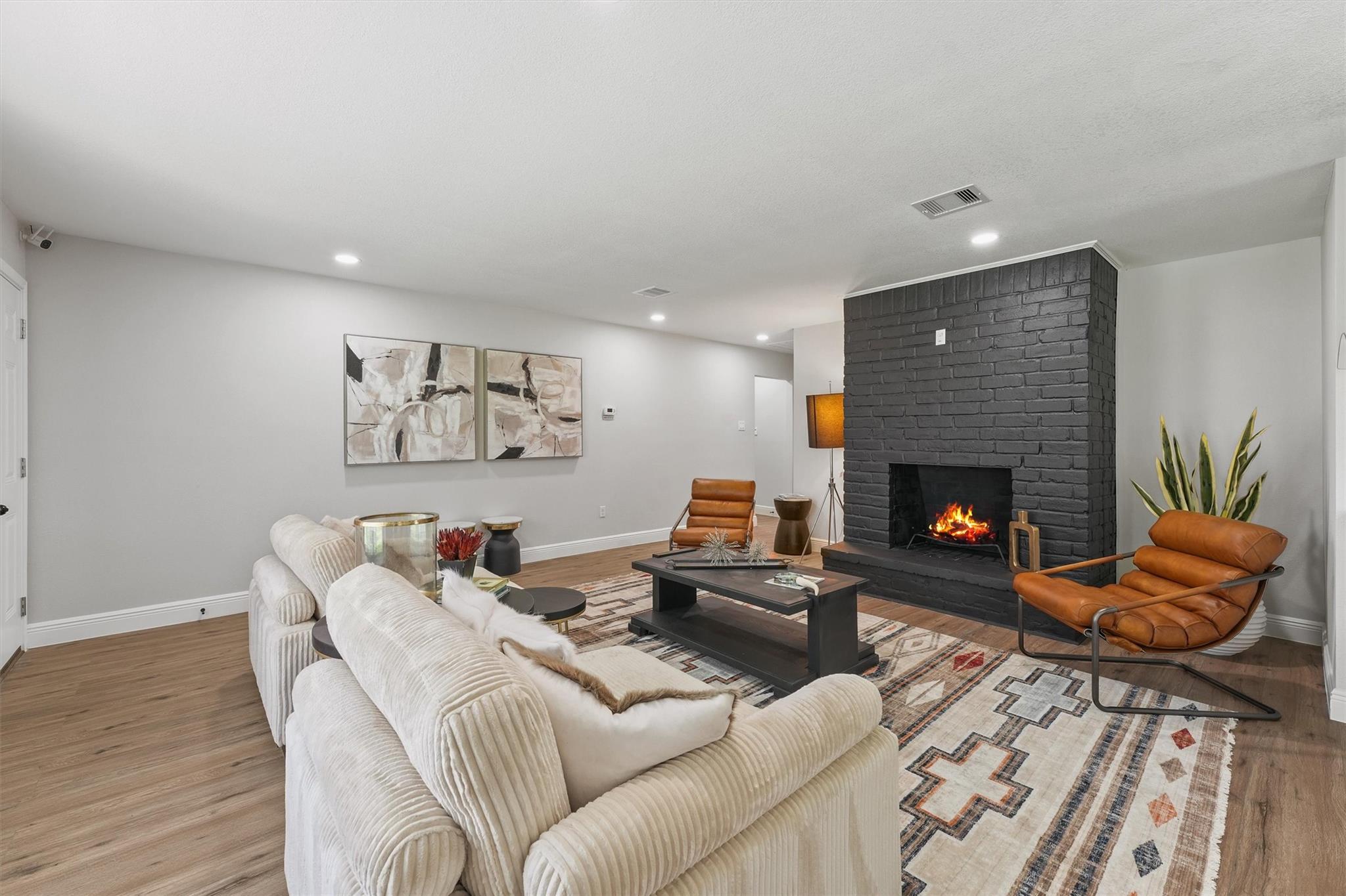 15439 Indian Woods Drive