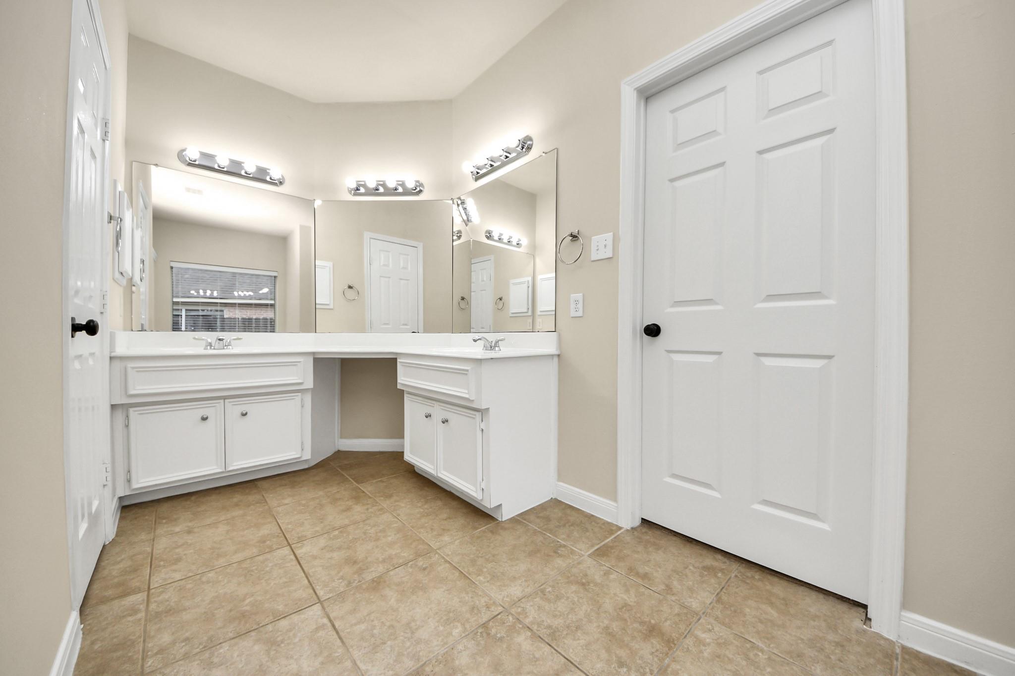28306 Peper Hollow Lane
