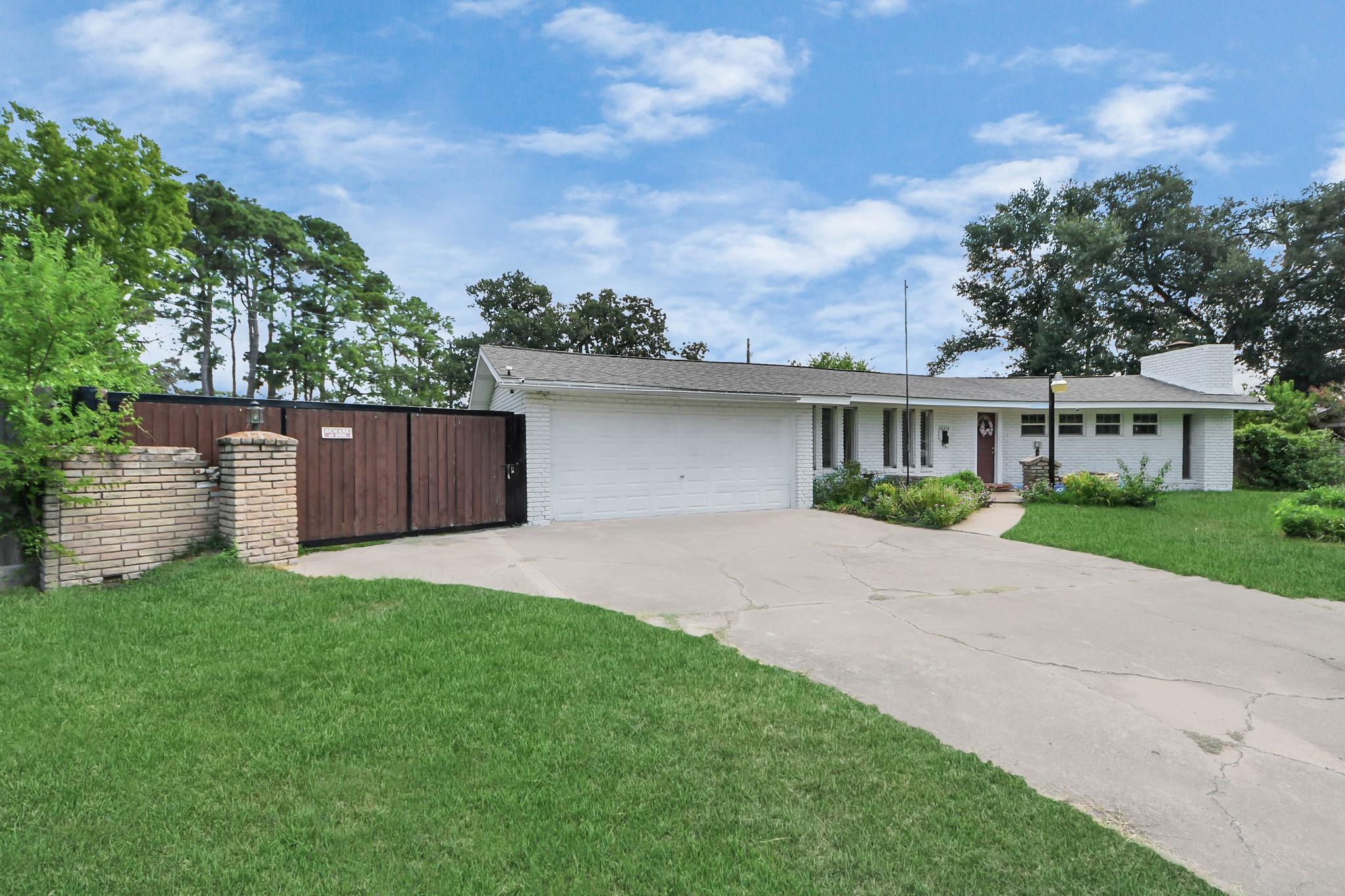 10214 Moorberry Lane