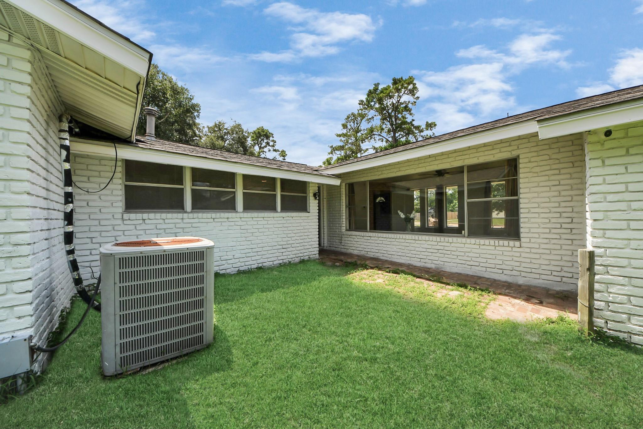 10214 Moorberry Lane