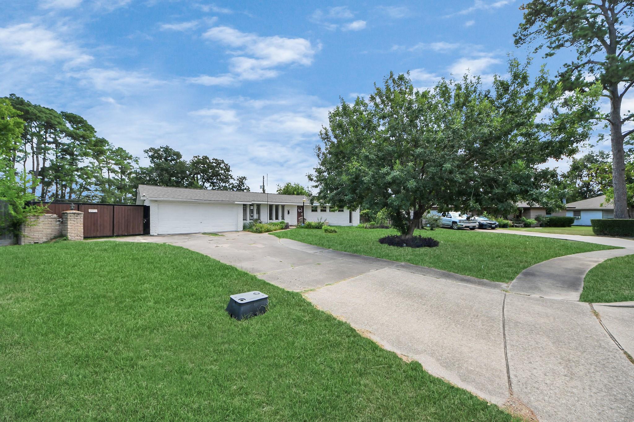 10214 Moorberry Lane