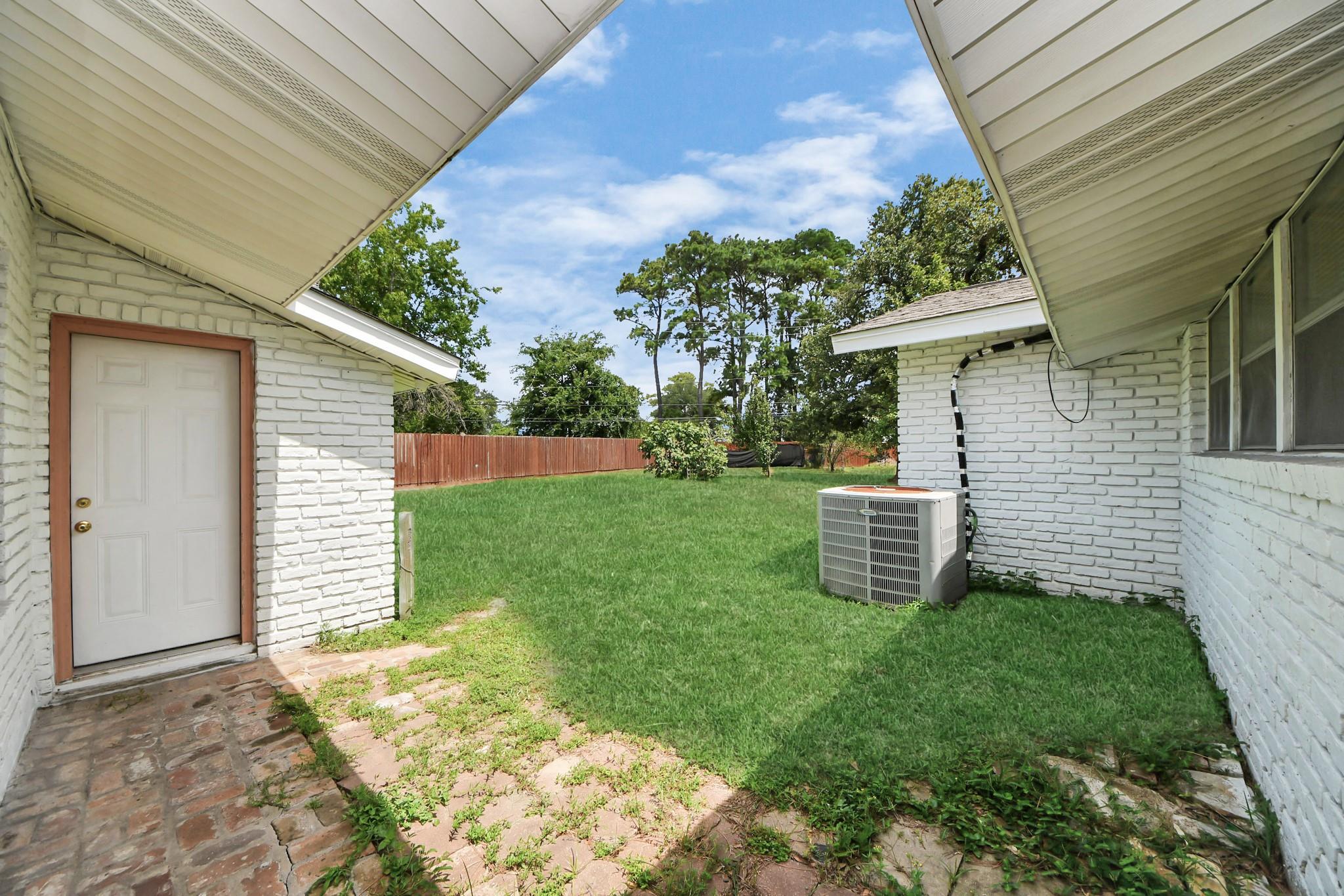 10214 Moorberry Lane