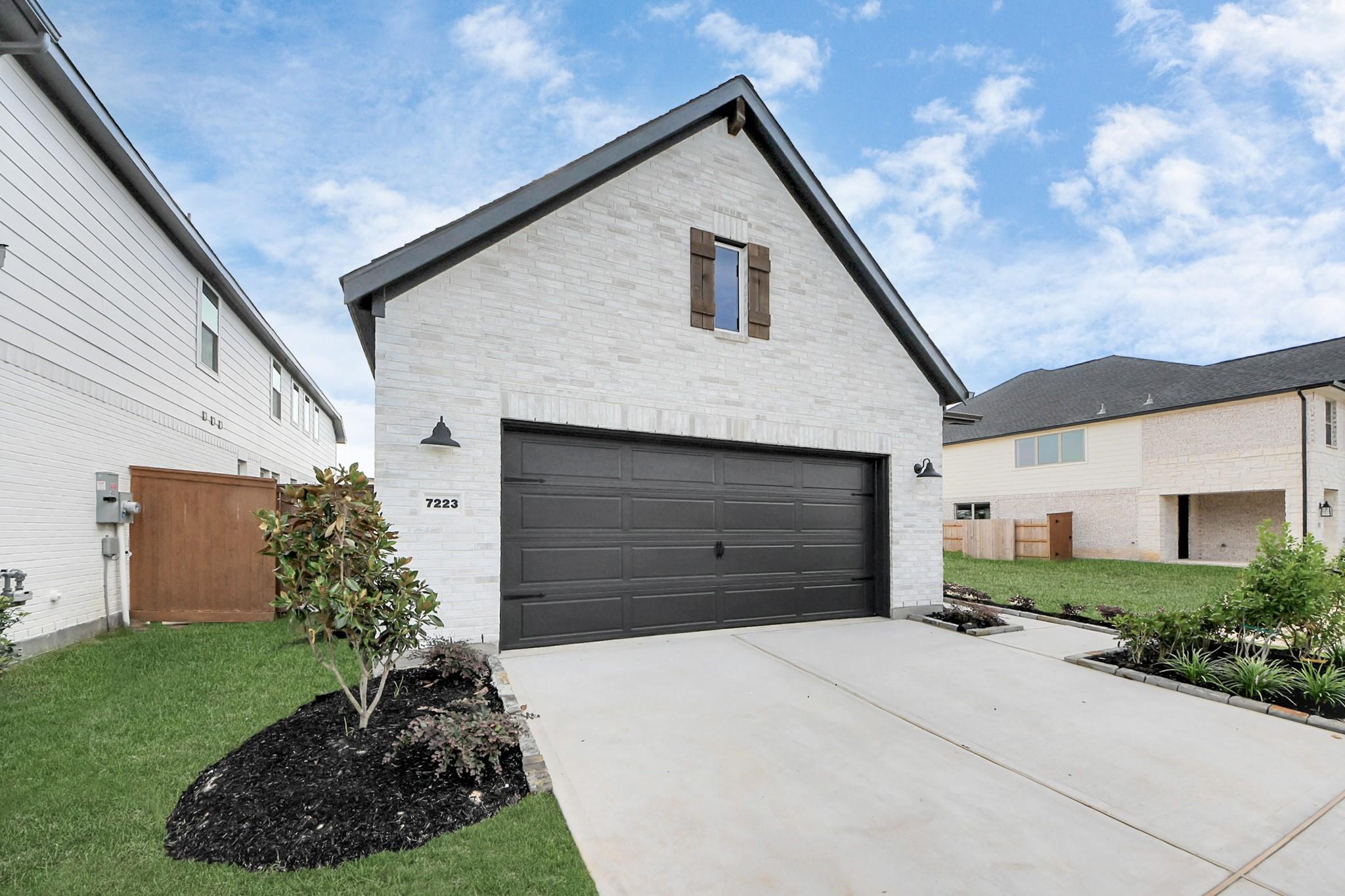 7223 Blue Gentiana Lane