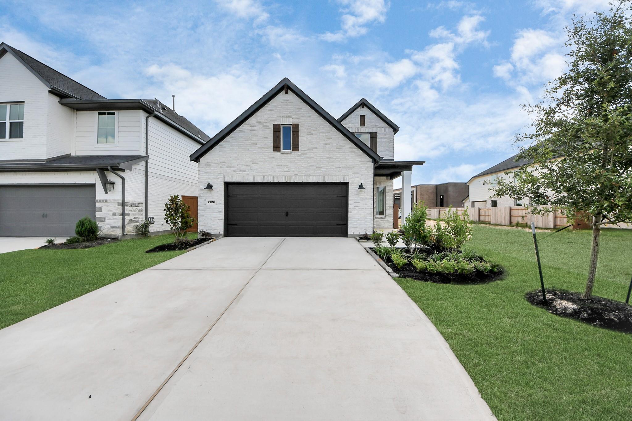 7223 Blue Gentiana Lane