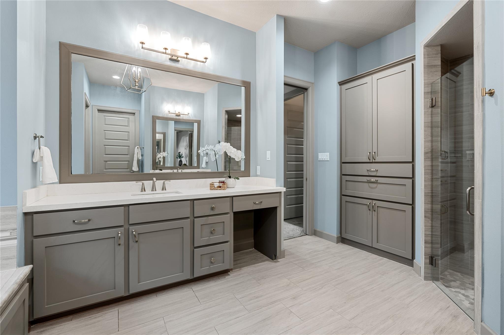 12379 Pebble View Drive