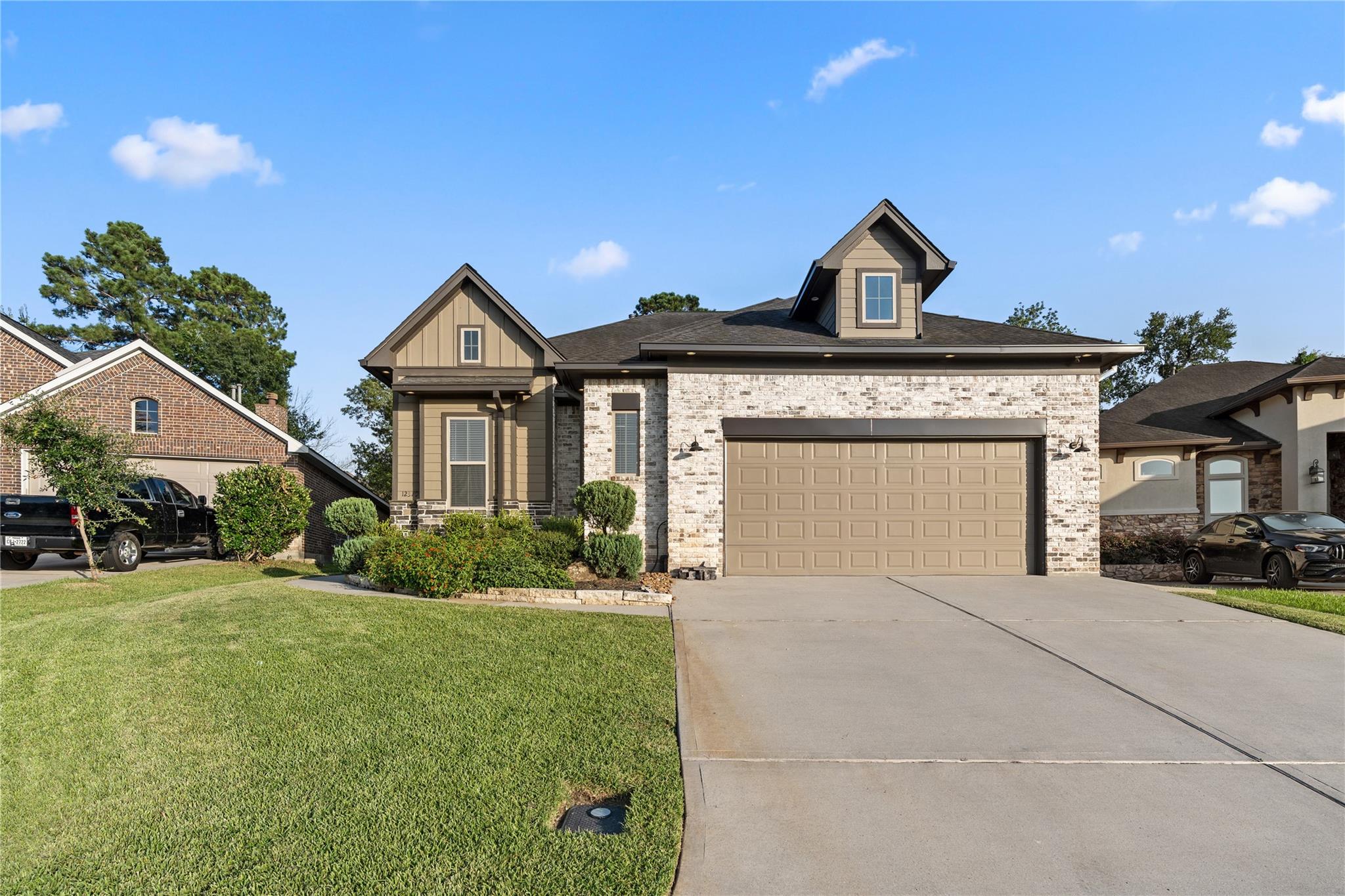 12379 Pebble View Drive