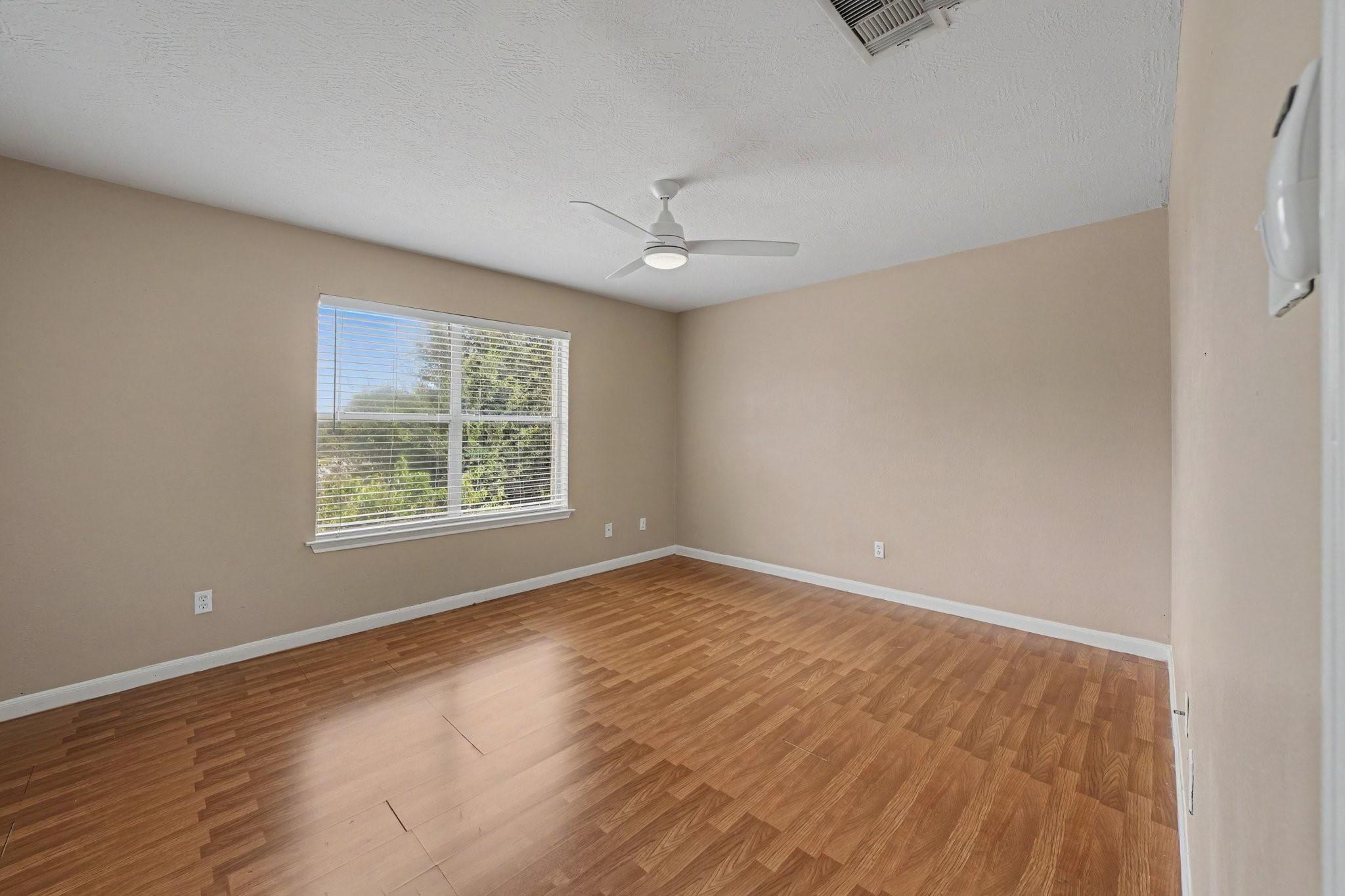 10047 Deer Track Court
