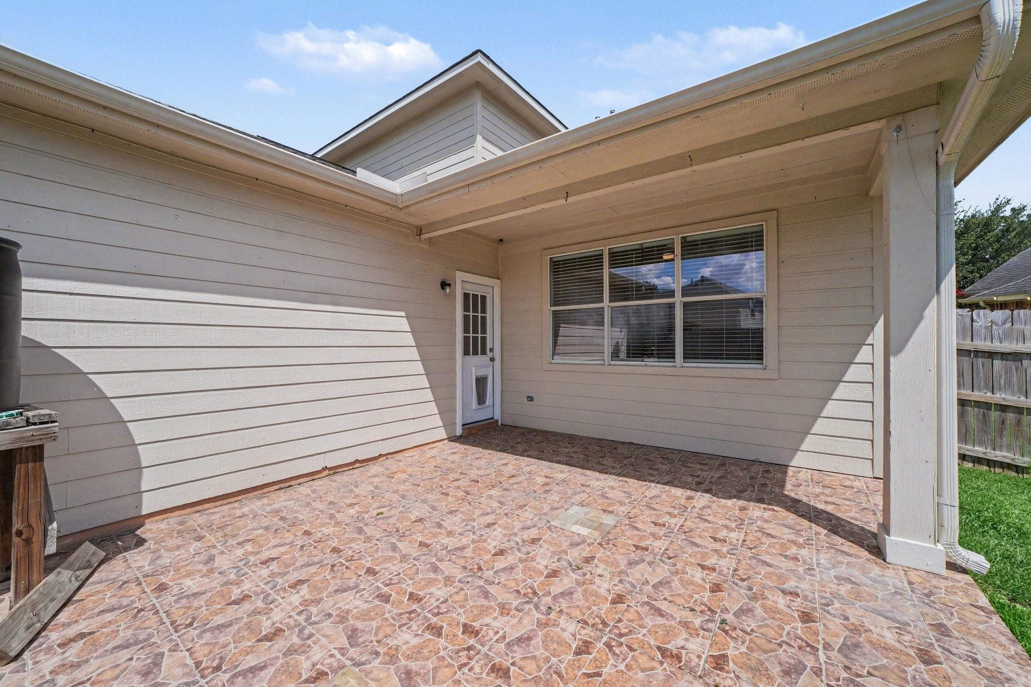 10047 Deer Track Court