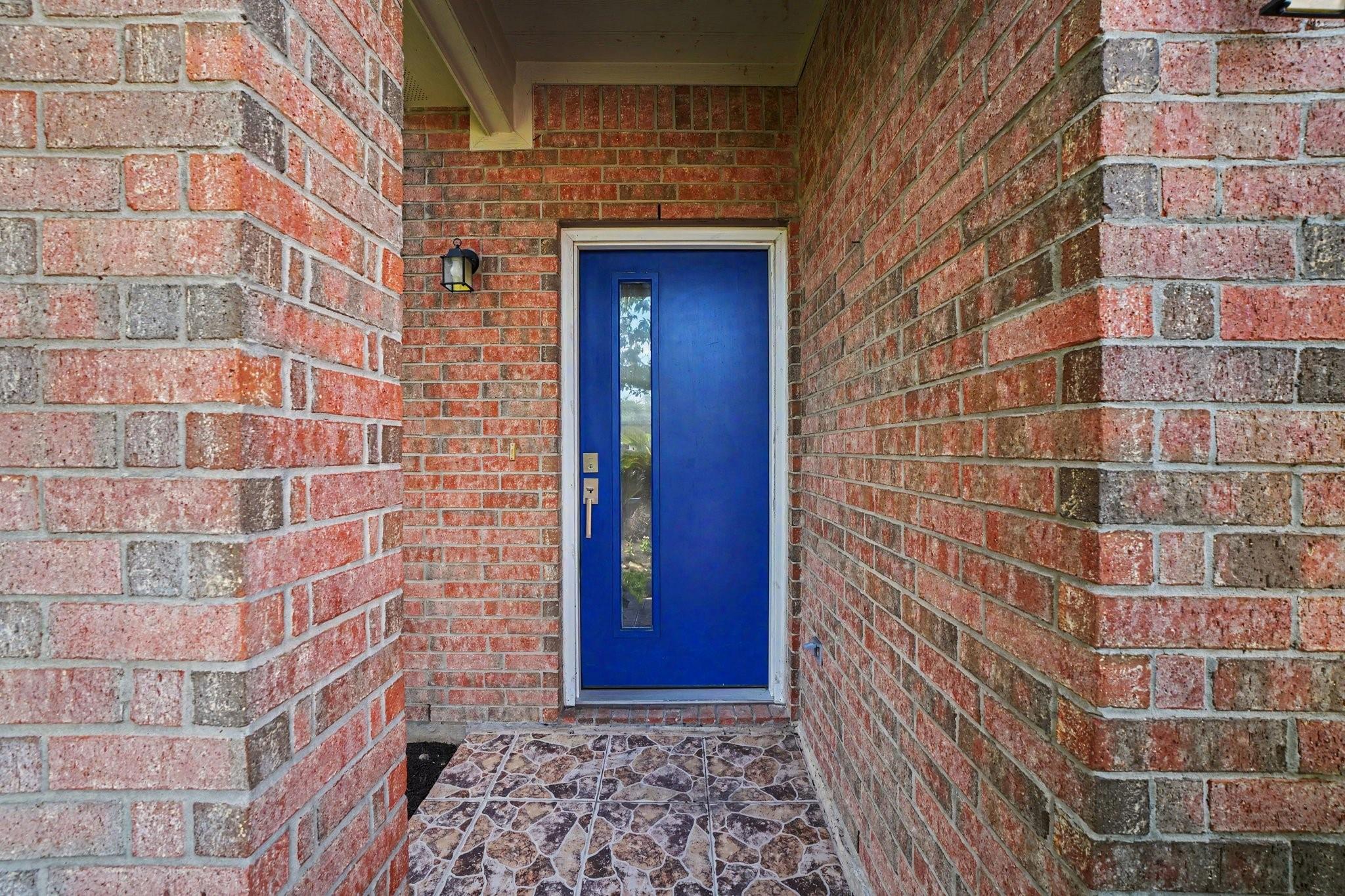 10047 Deer Track Court