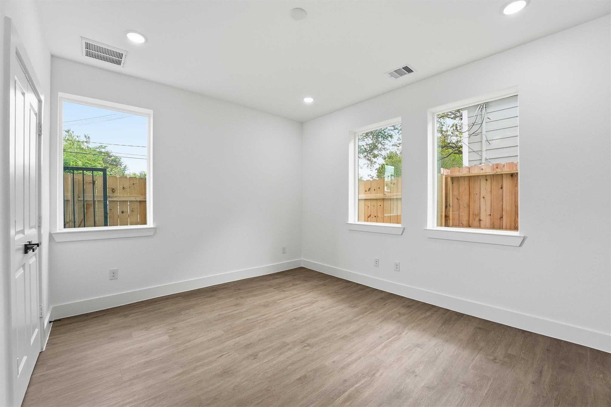 3612 Bastrop