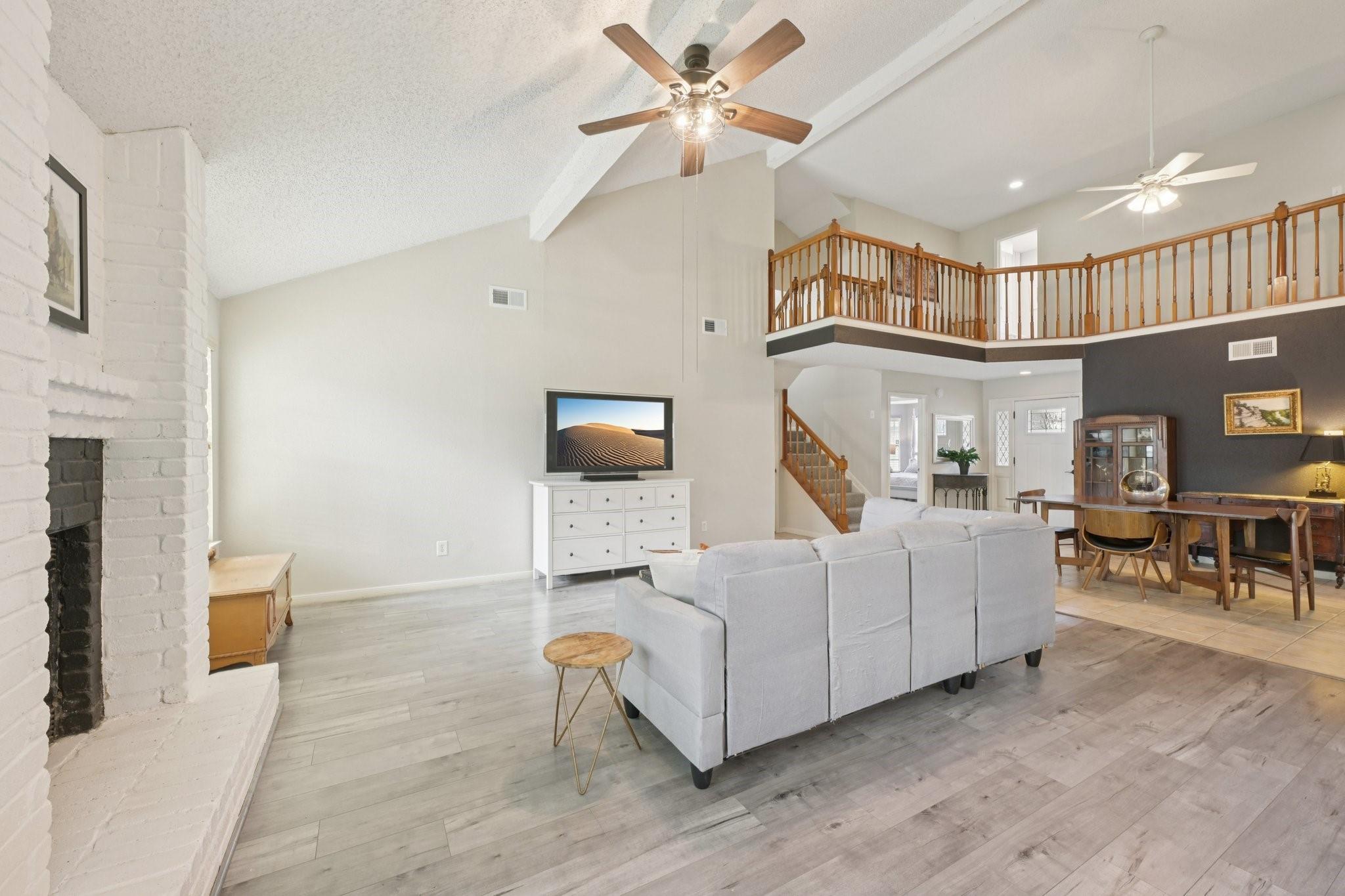 3218 Knoll West Drive
