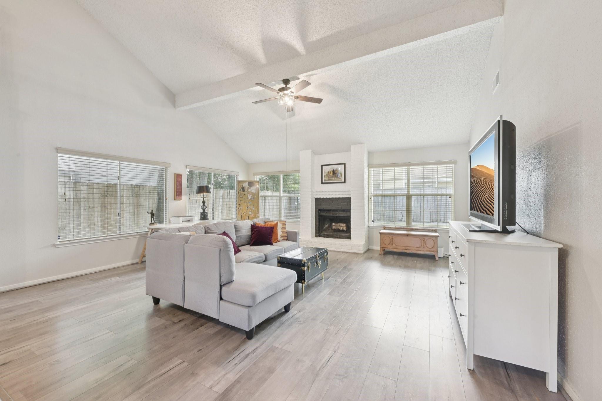 3218 Knoll West Drive
