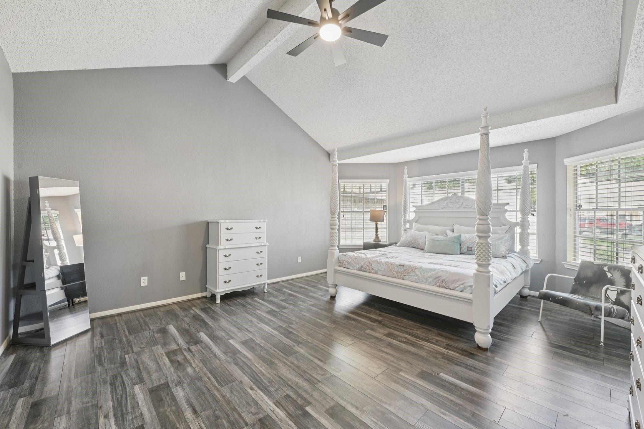 3218 Knoll West Drive