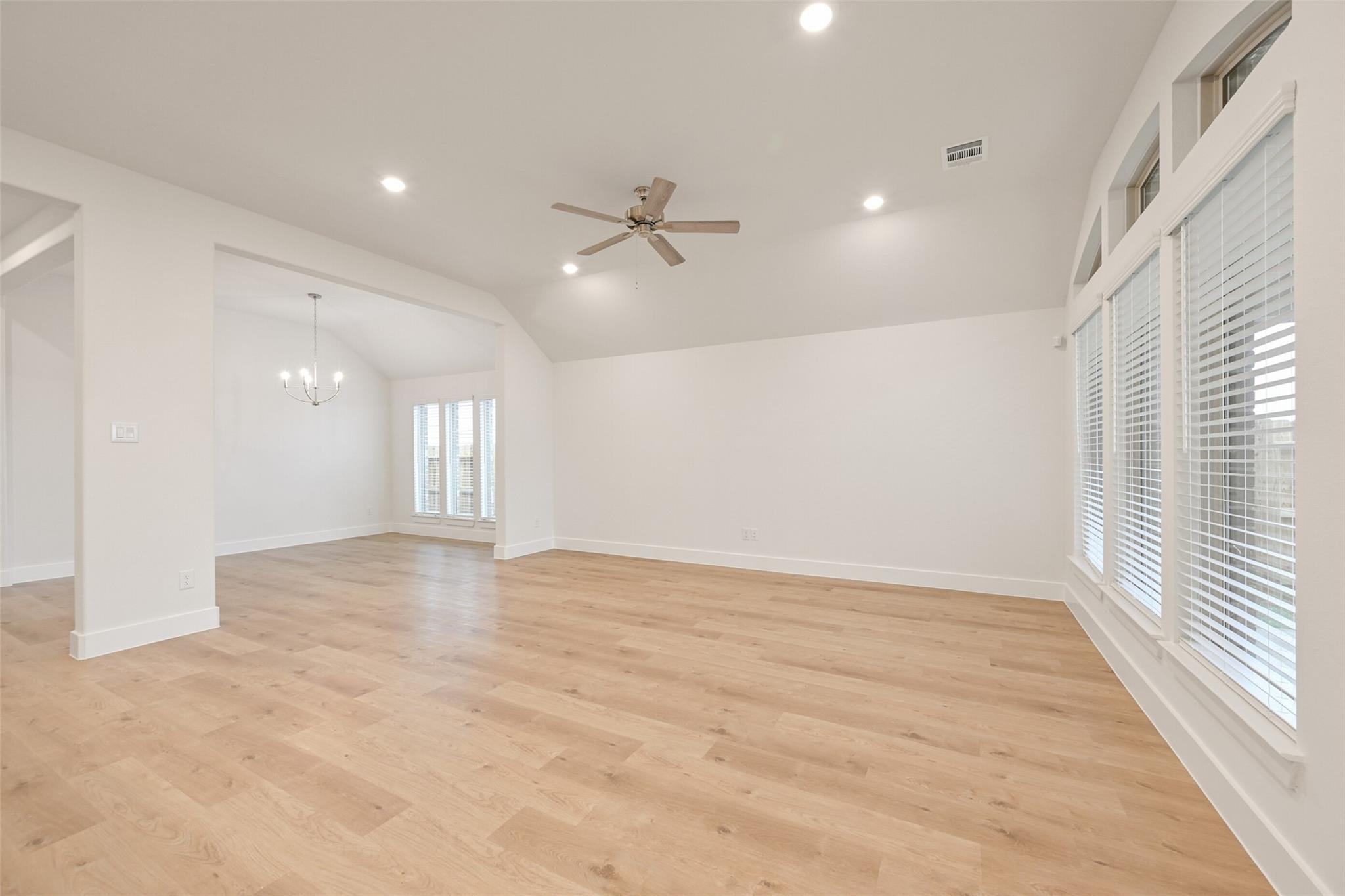 1536 Apache Heights Drive