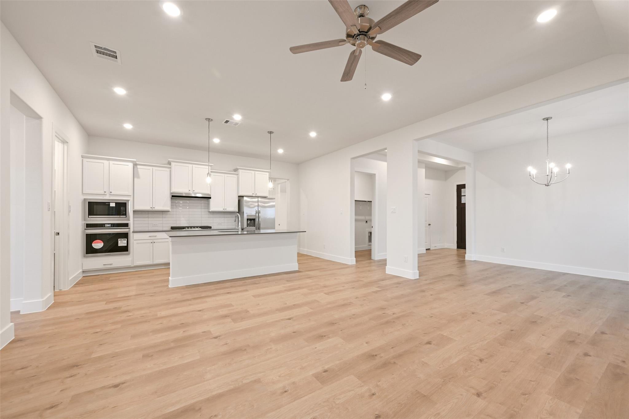 1536 Apache Heights Drive