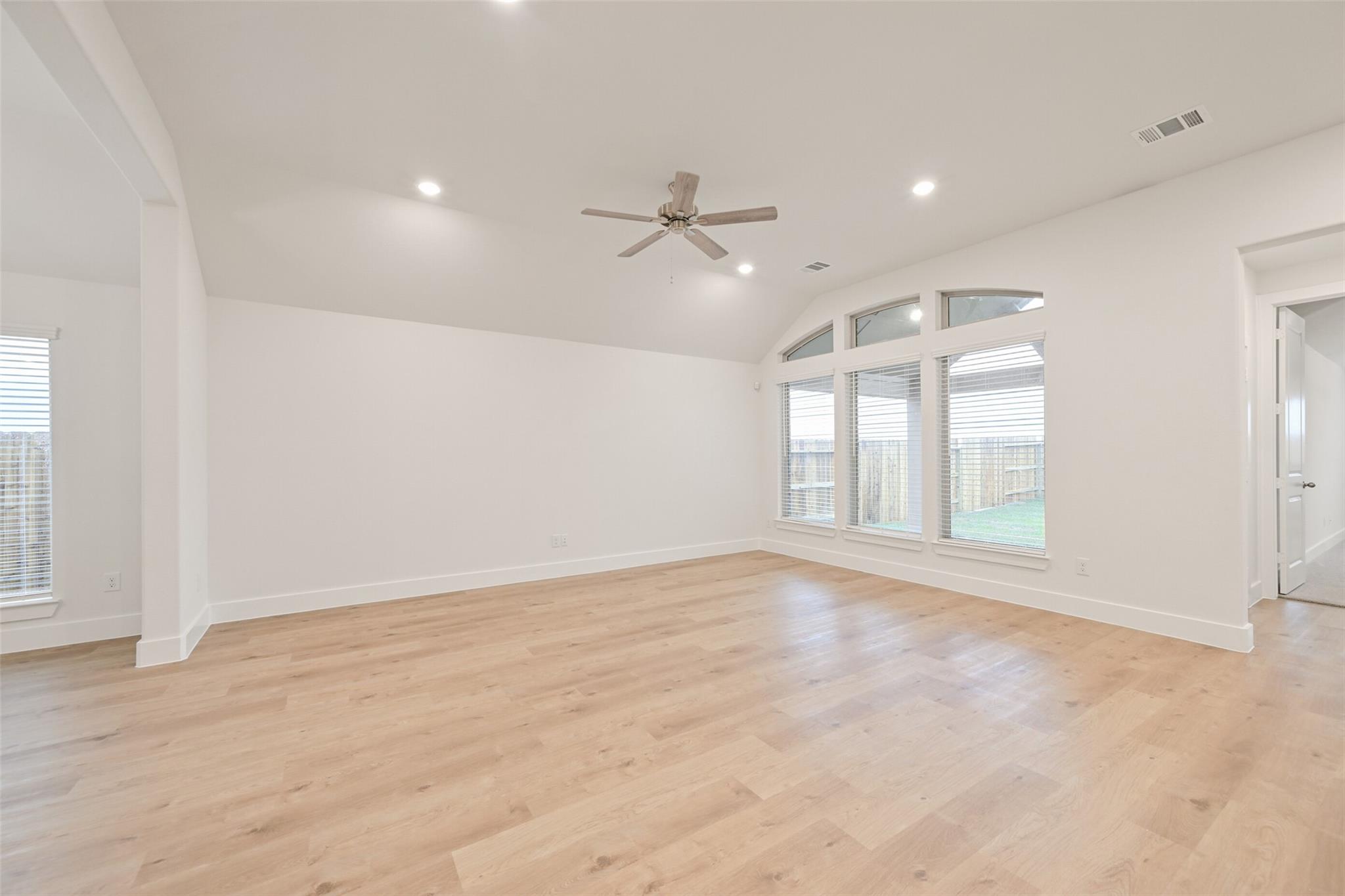 1536 Apache Heights Drive