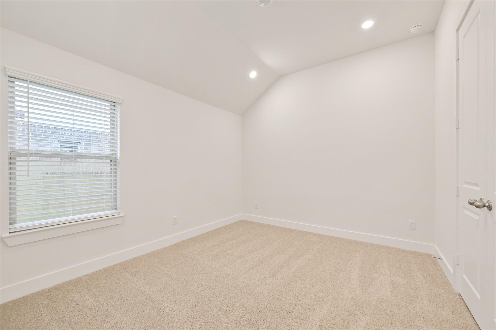 1536 Apache Heights Drive