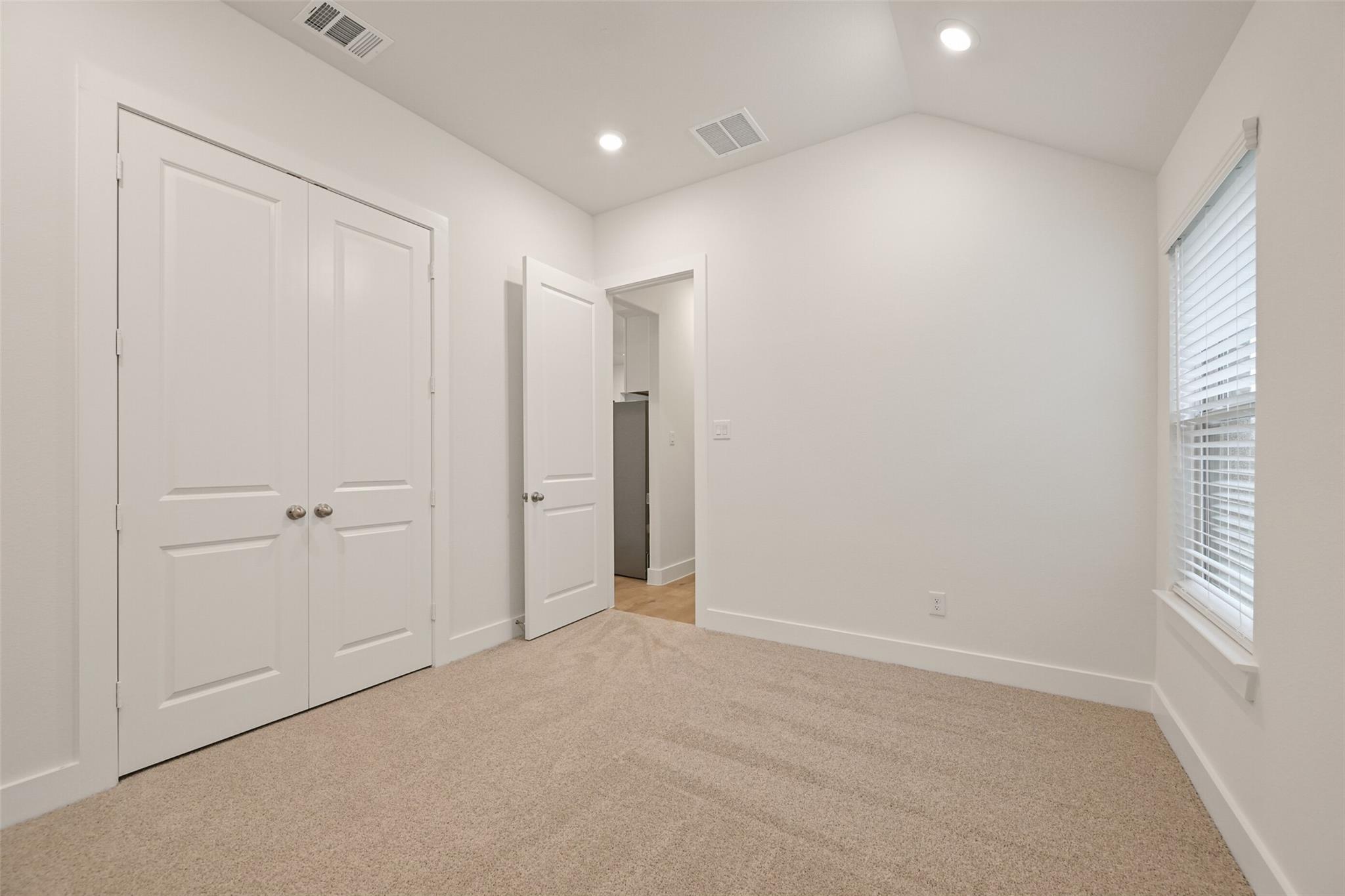 1536 Apache Heights Drive
